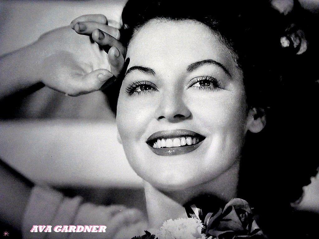 Ava Gardner Wallpapers Top Free Ava Gardner Backgrounds WallpaperAccess
