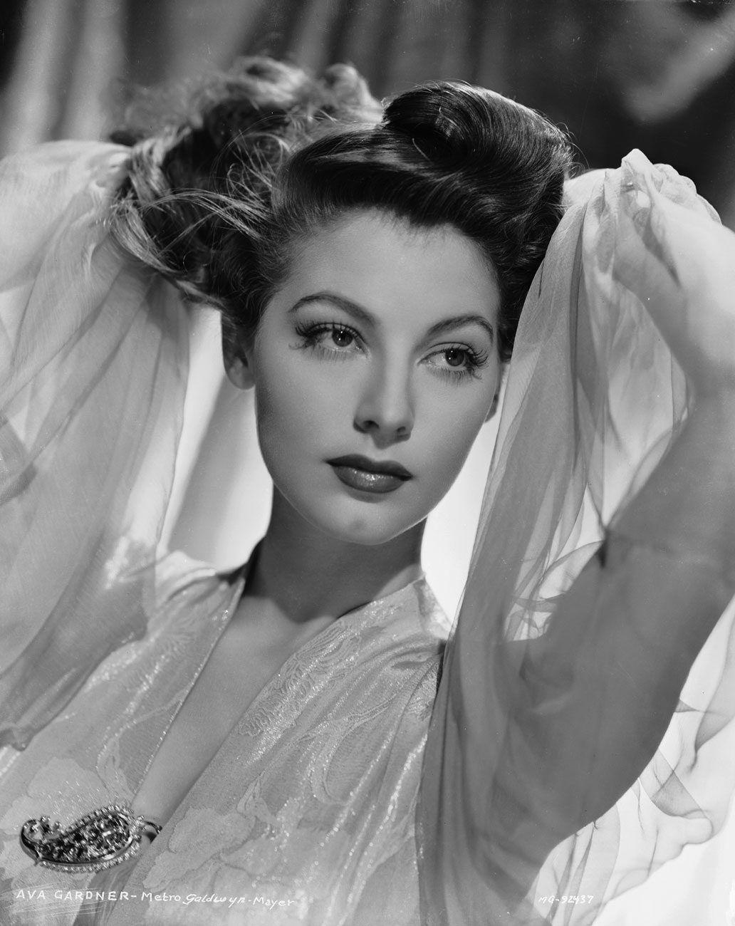 Ava Gardner Wallpapers Top Free Ava Gardner Backgrounds WallpaperAccess