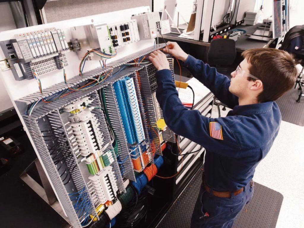 Technician Wallpapers Top Free Technician Backgrounds WallpaperAccess