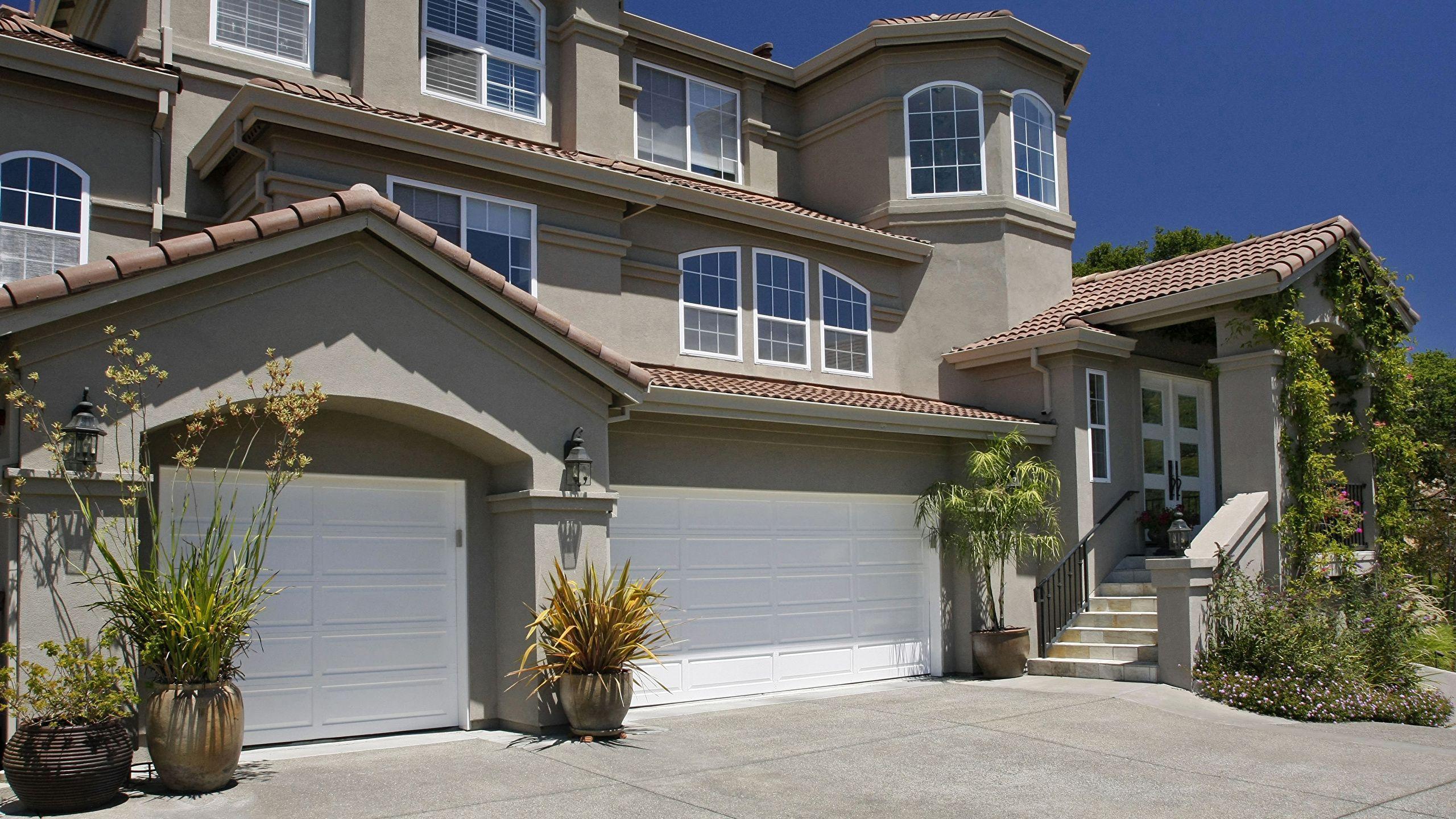 Garage Door Wallpapers Top Free Garage Door Backgrounds WallpaperAccess