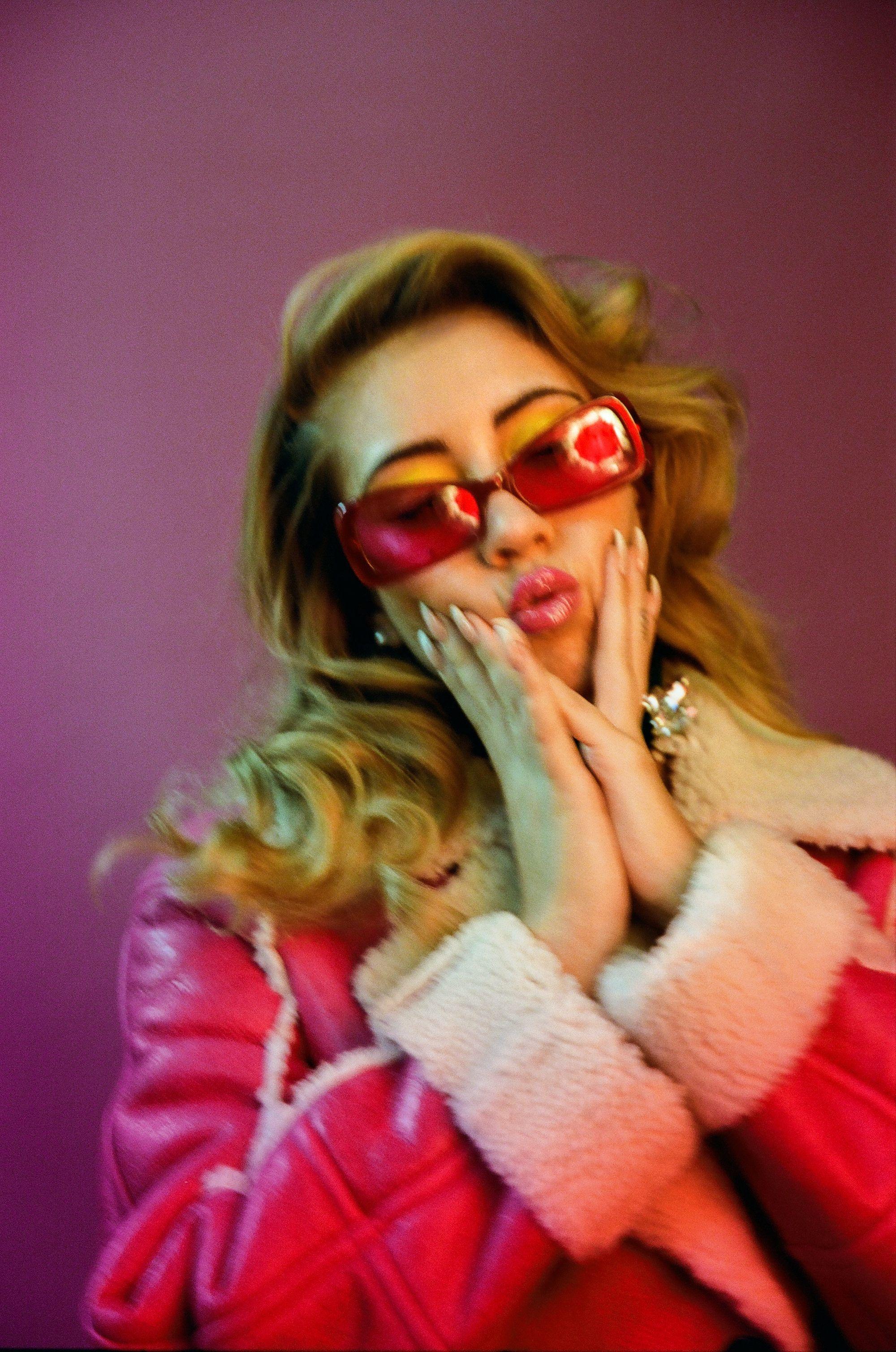 Kali Uchis iPhone Wallpapers Top Free Kali Uchis iPhone Backgrounds