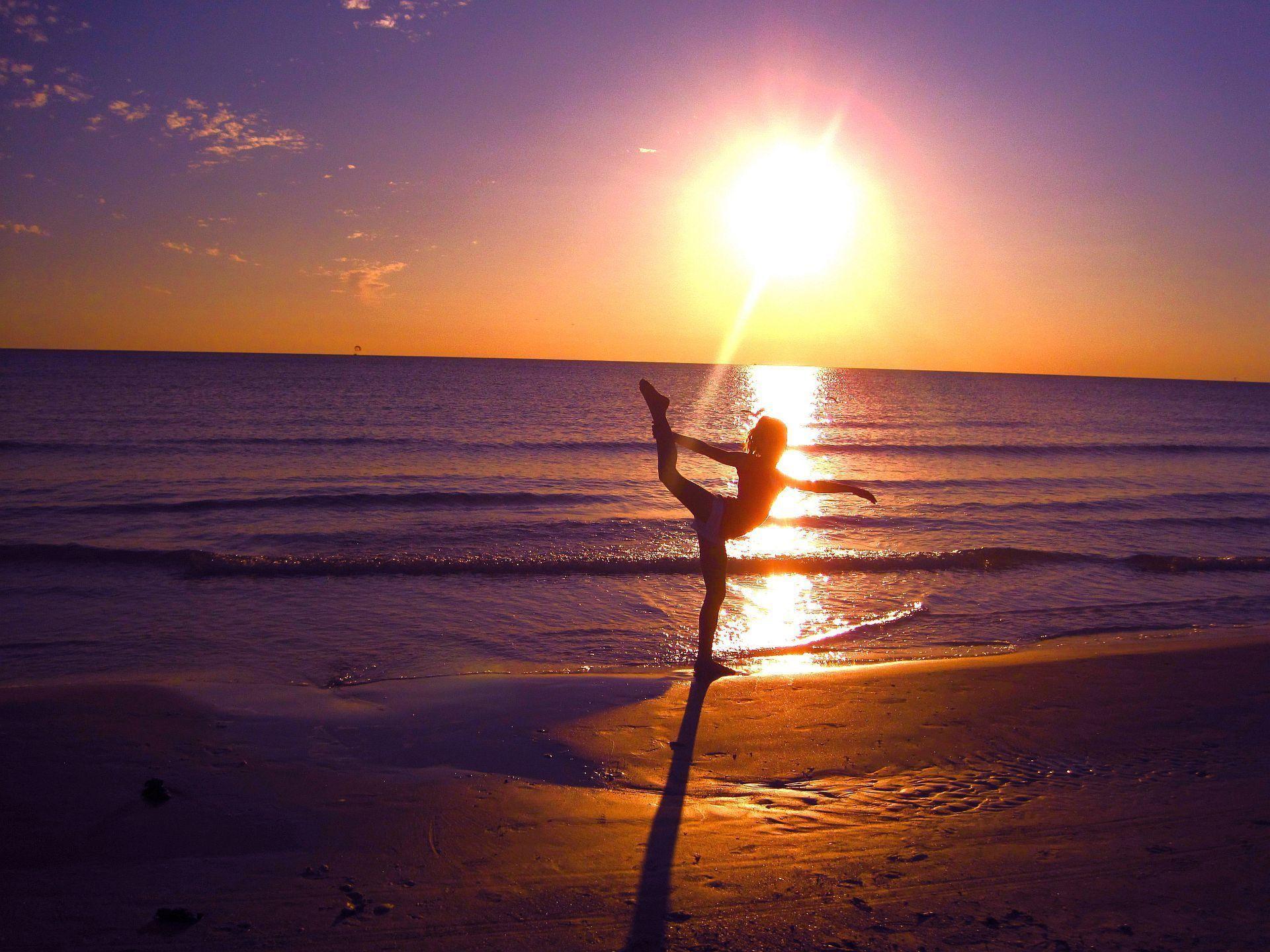 Yoga Sunrise Wallpapers Top Free Yoga Sunrise Backgrounds