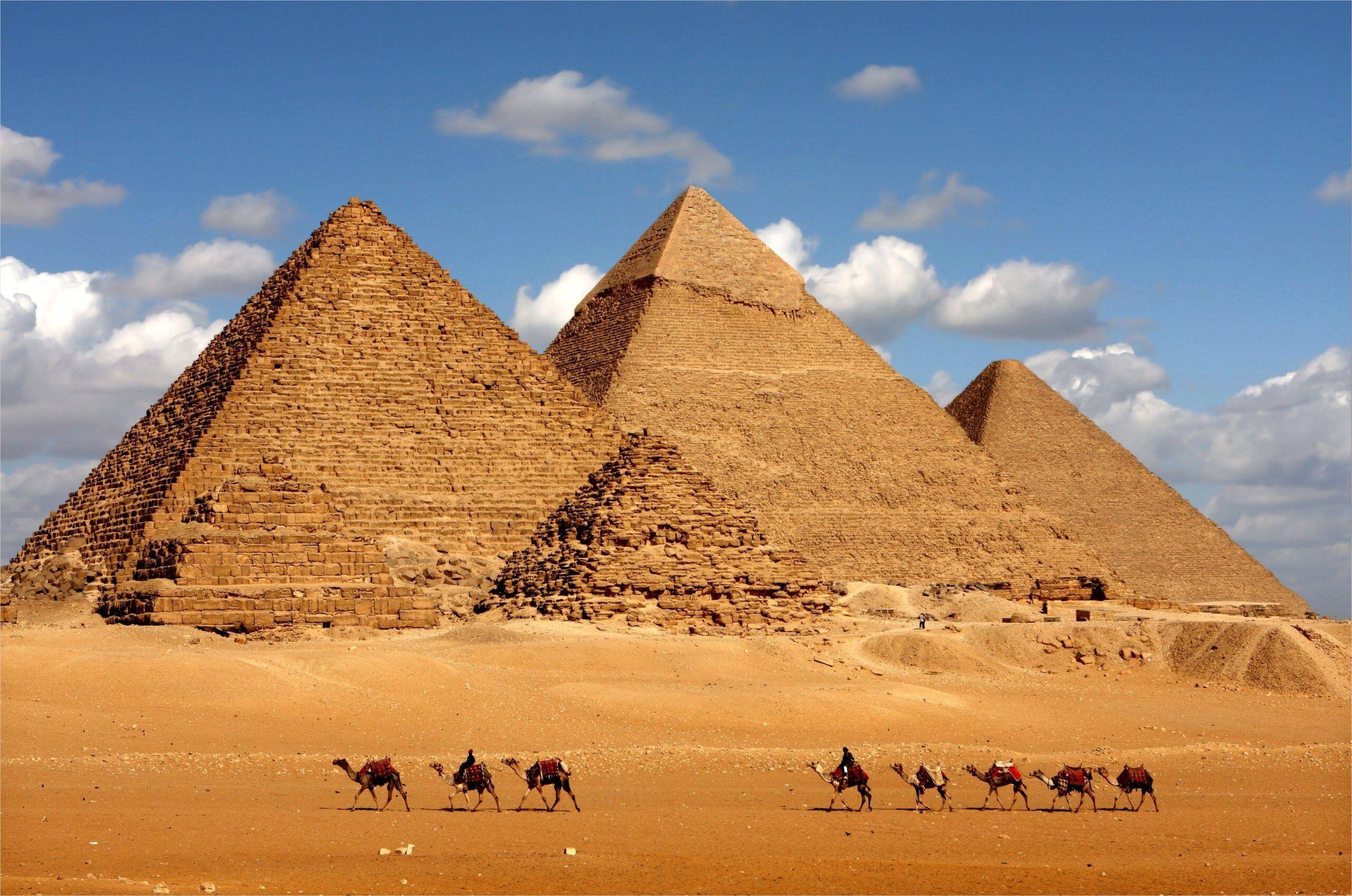 4k Pyramid Wallpapers Top Free 4k Pyramid Backgrounds Wallpaperaccess