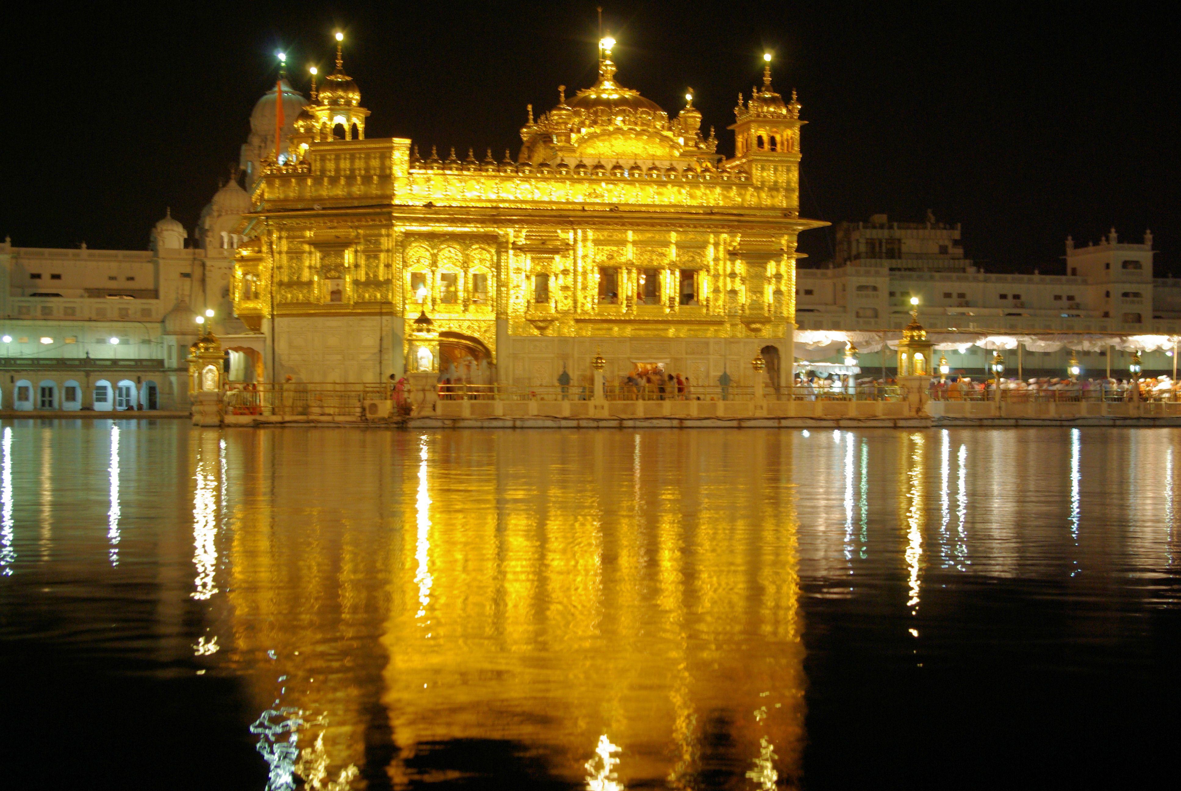 Golden Temple at Night Wallpapers Top Free Golden Temple at Night