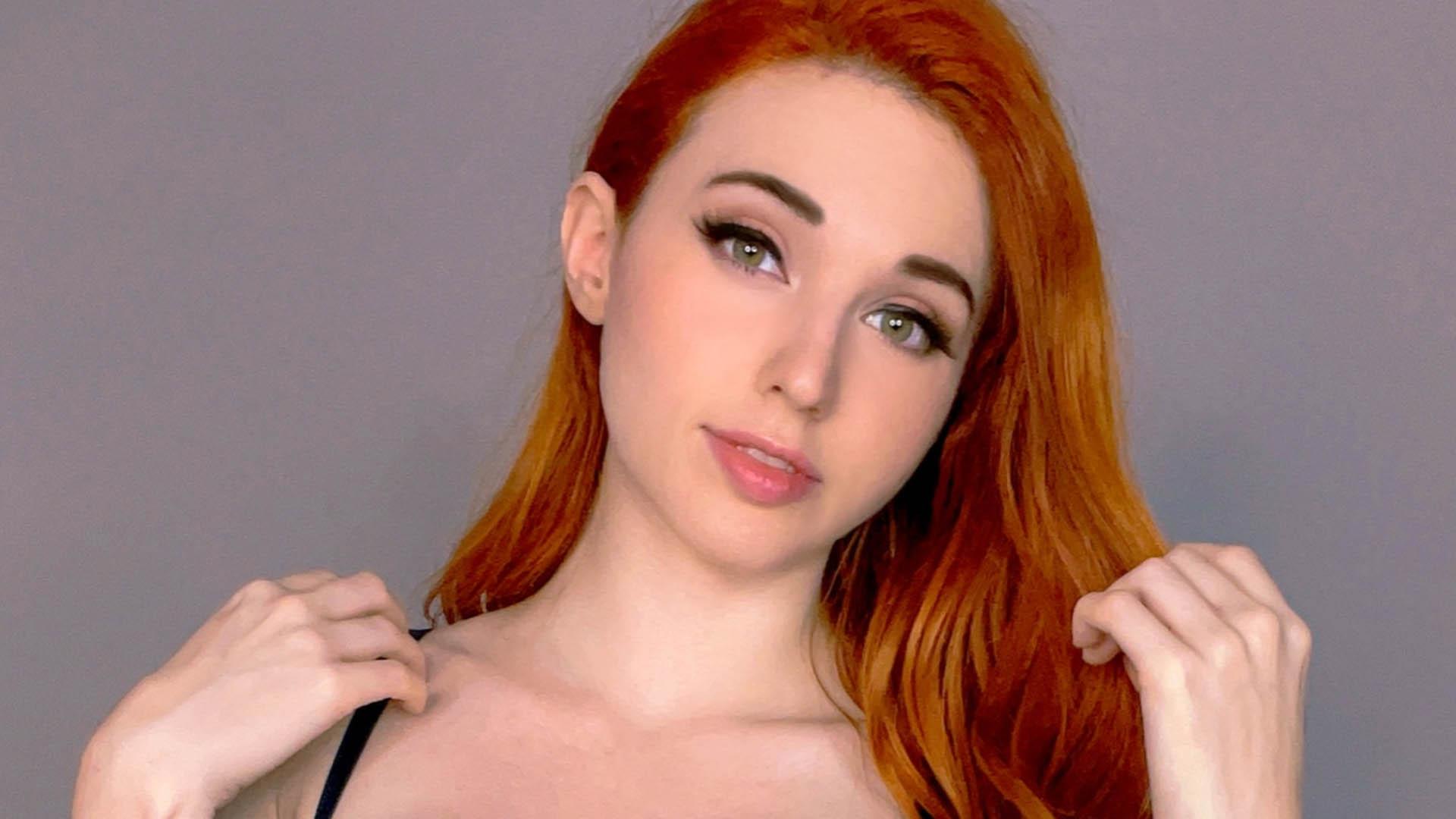 Amouranth Wallpapers - Top Free Amouranth Backgrounds - WallpaperAccess