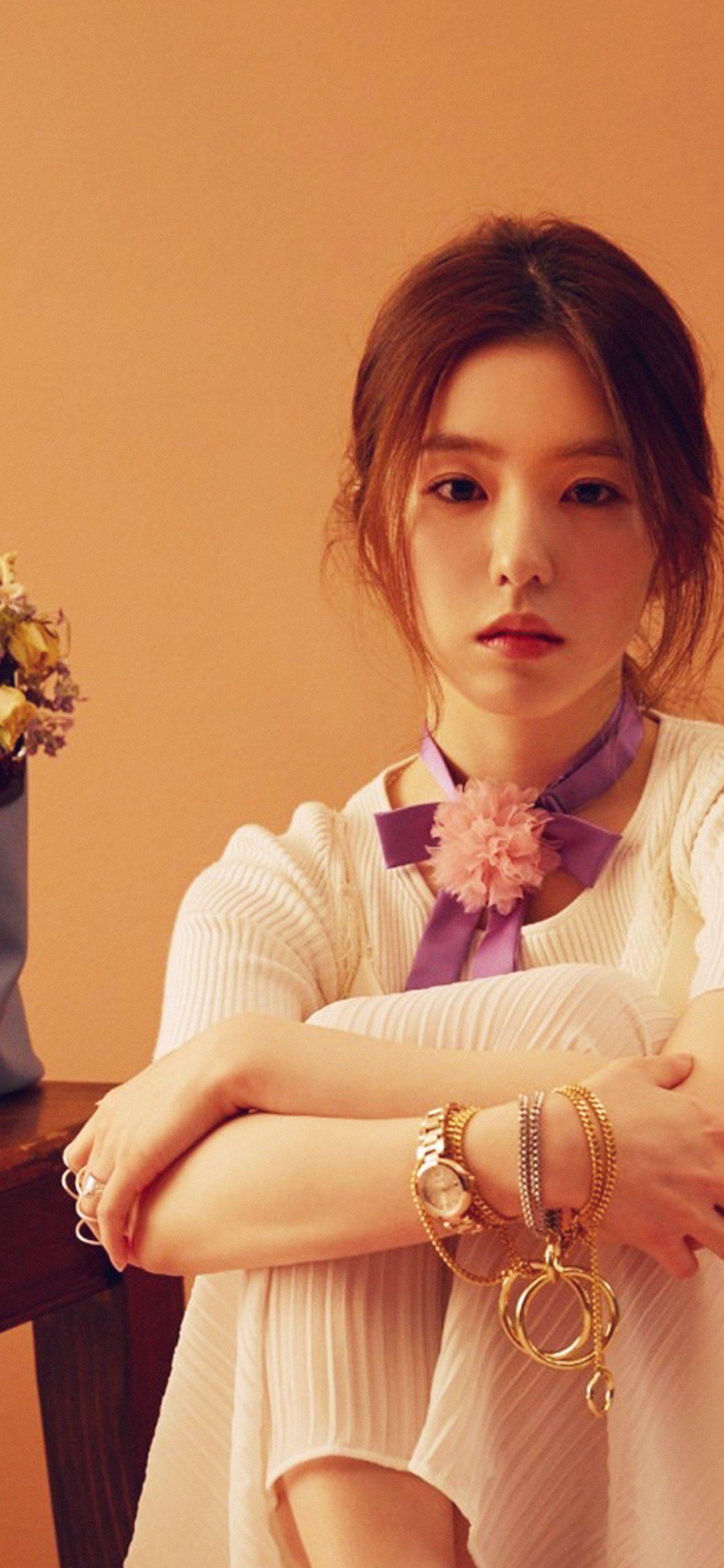 Kpop iPhone Wallpapers Top Free Kpop iPhone Backgrounds WallpaperAccess