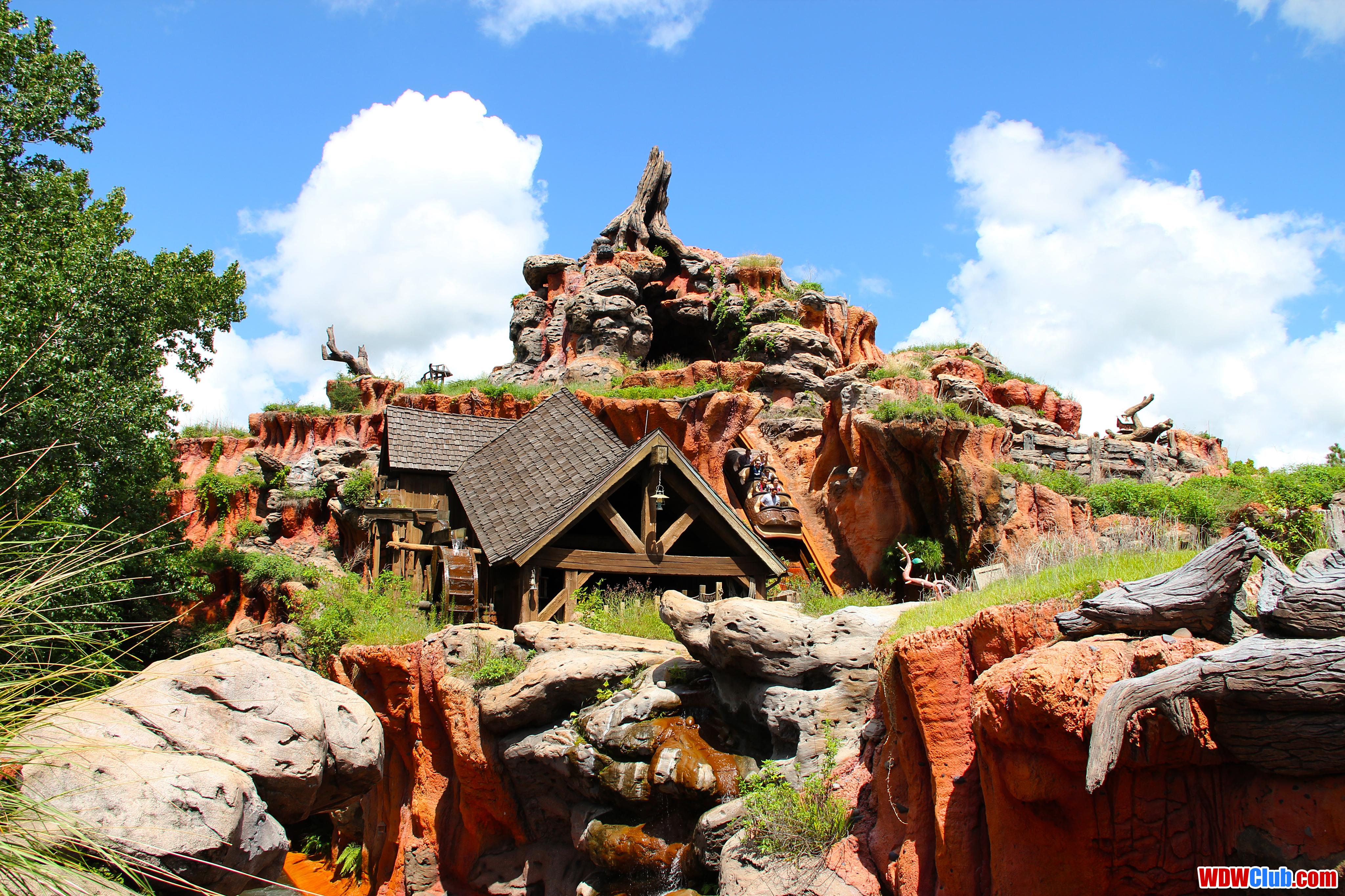 Splash Mountain Wallpapers Top Free Splash Mountain Backgrounds WallpaperAccess