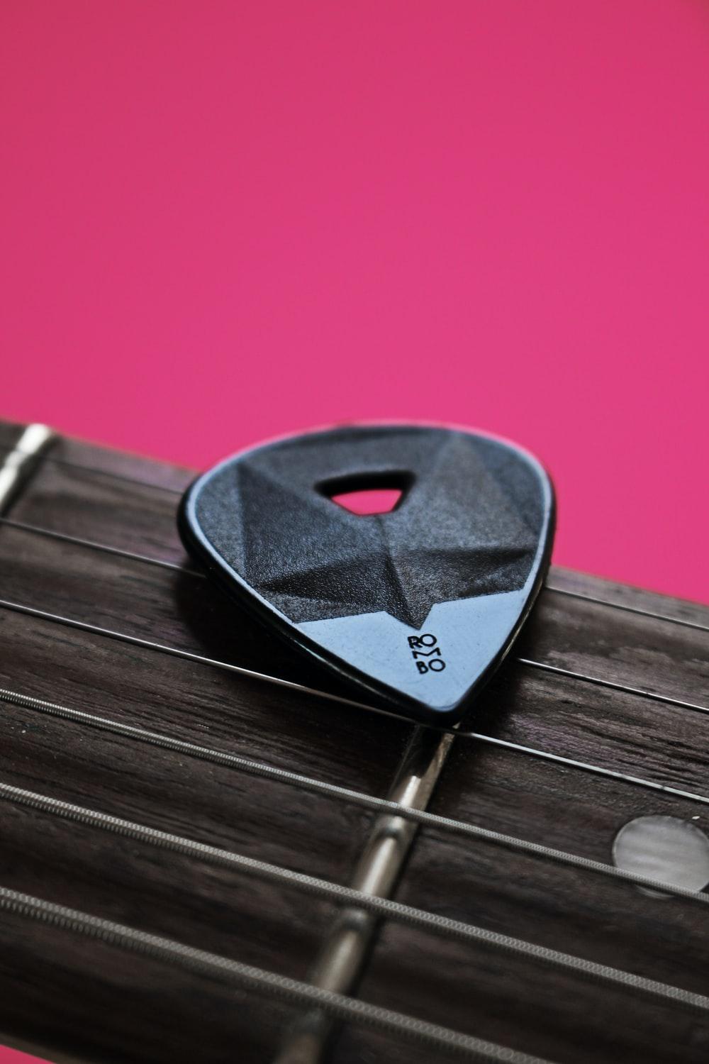 Guitar Pick Wallpapers Top Free Guitar Pick Backgrounds WallpaperAccess