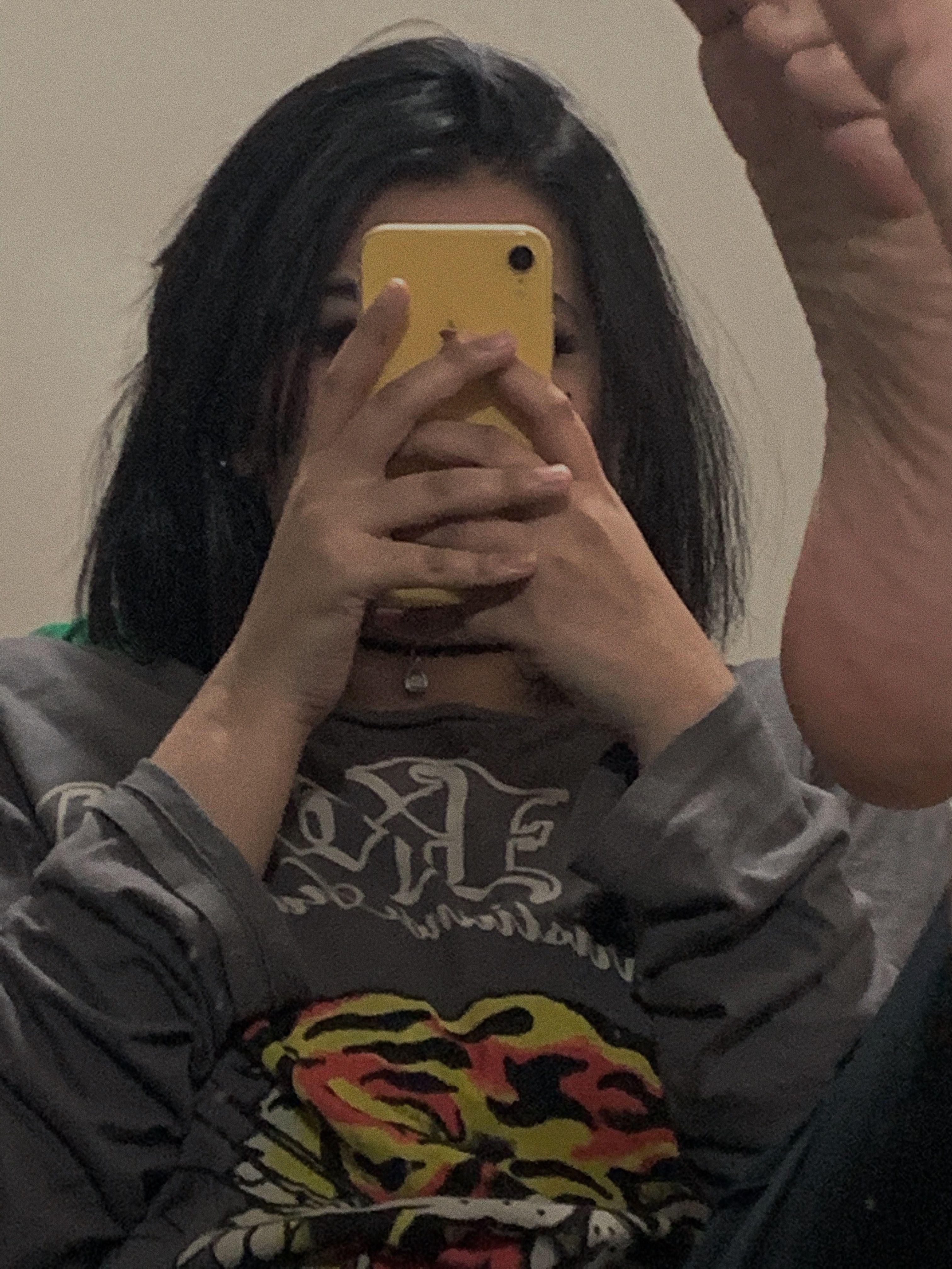 Mirror Selfie Wallpapers Top Free Mirror Selfie Backgrounds