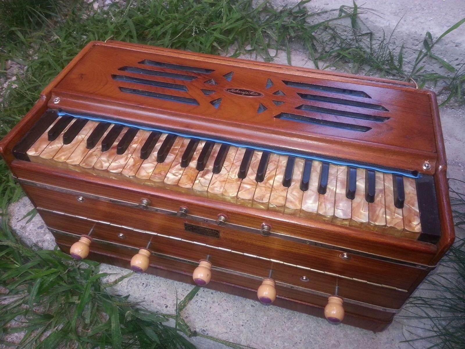 Harmonium Wallpapers Top Free Harmonium Backgrounds WallpaperAccess