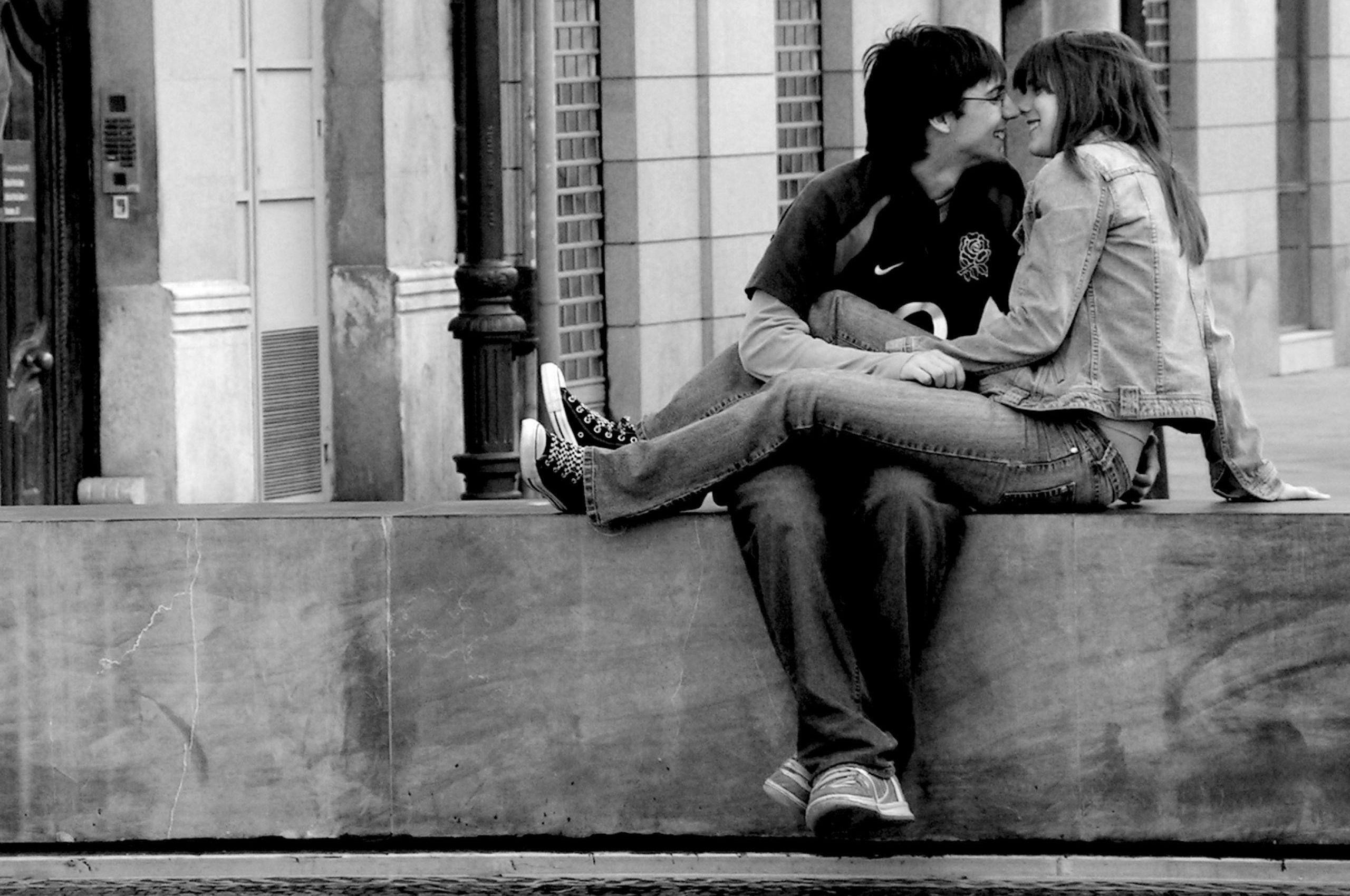 Sweet Love Couple Wallpapers Top Free Sweet Love Couple Backgrounds WallpaperAccess