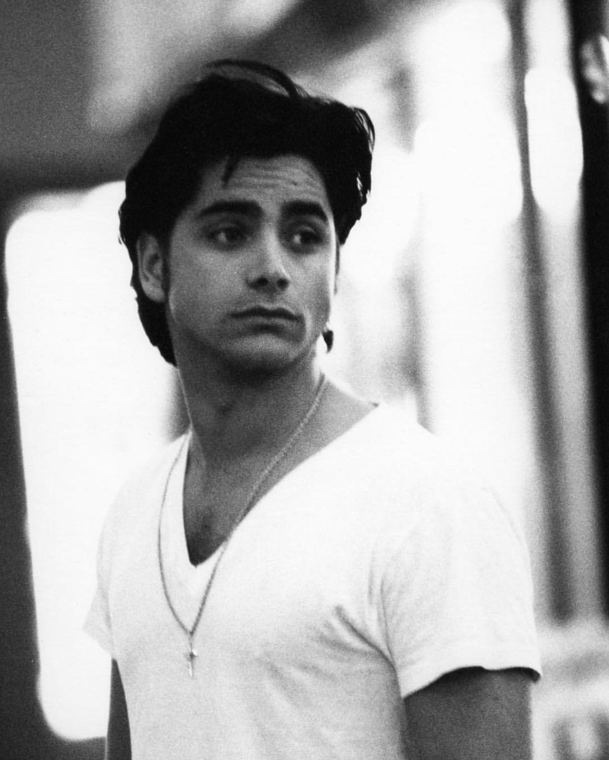 John Stamos Wallpapers Top Free John Stamos Backgrounds WallpaperAccess