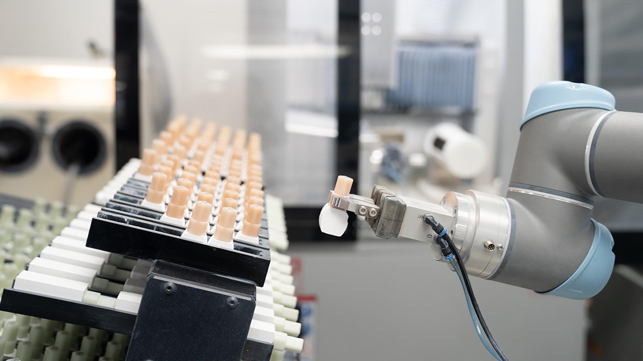 Crown World Dental Lab Reviews at Veronica Lance blog