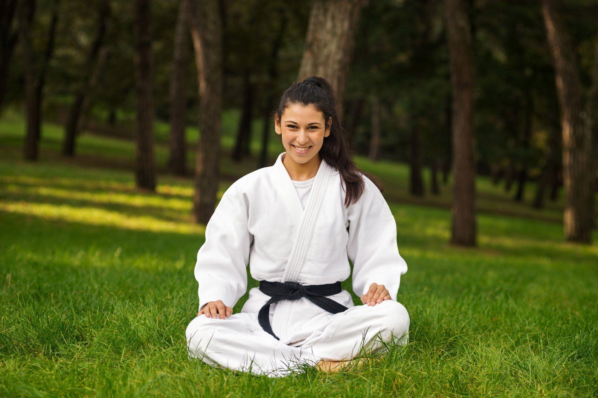 Karate Woman Wallpapers Top Free Karate Woman Backgrounds