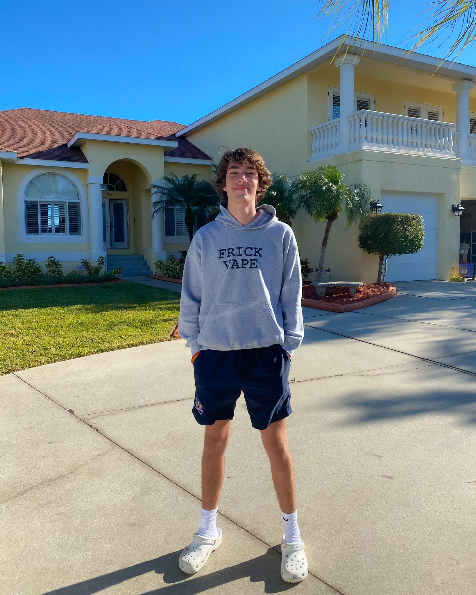 Baylen Levine Wallpapers Top Free Baylen Levine Backgrounds