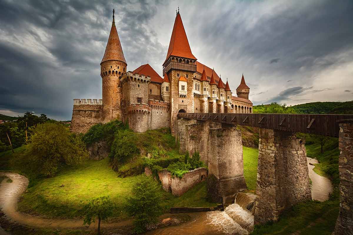 Romanian Castle Wallpapers Top Free Romanian Castle Backgrounds