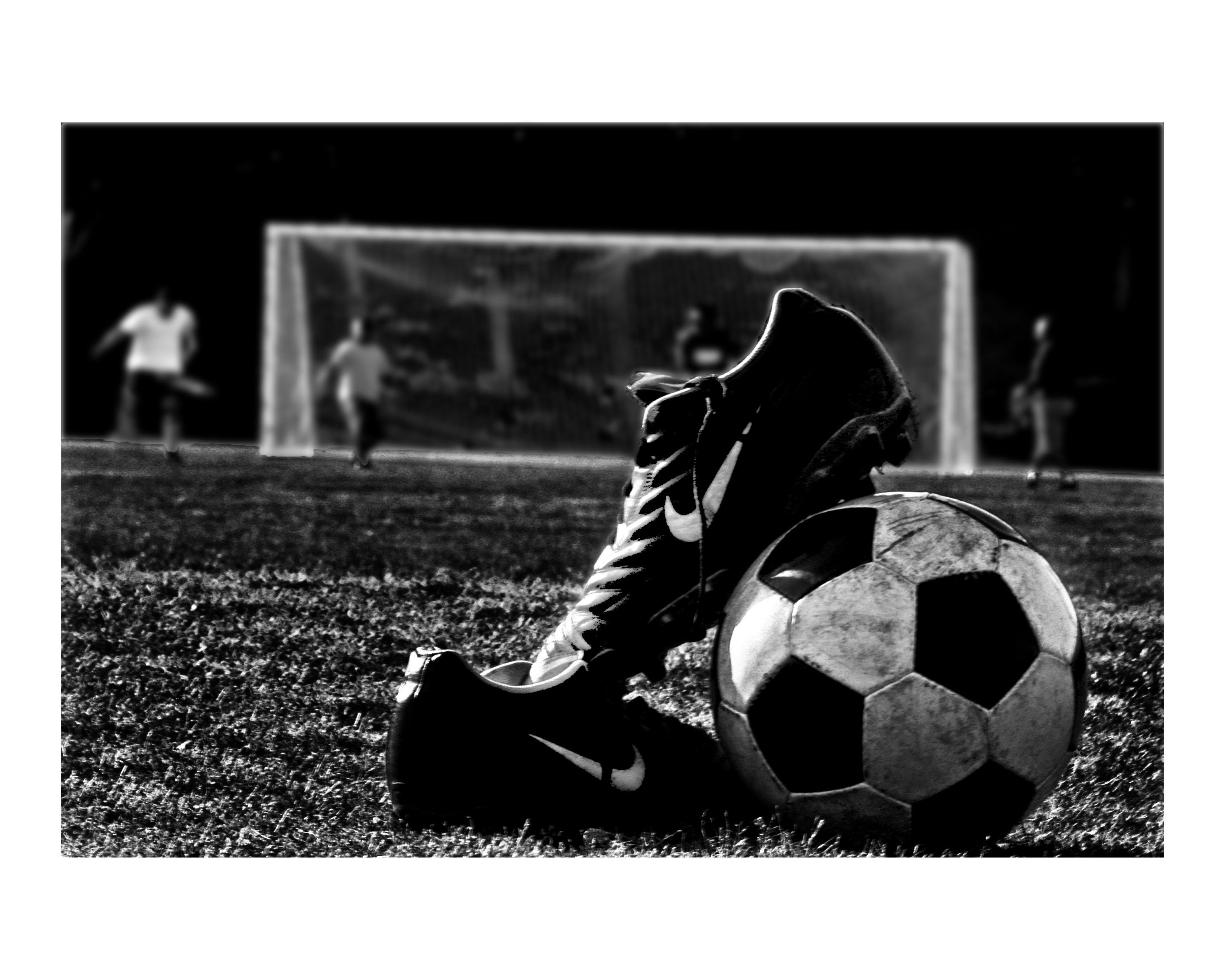 Black and White Soccer Wallpapers Top Free Black and White Soccer