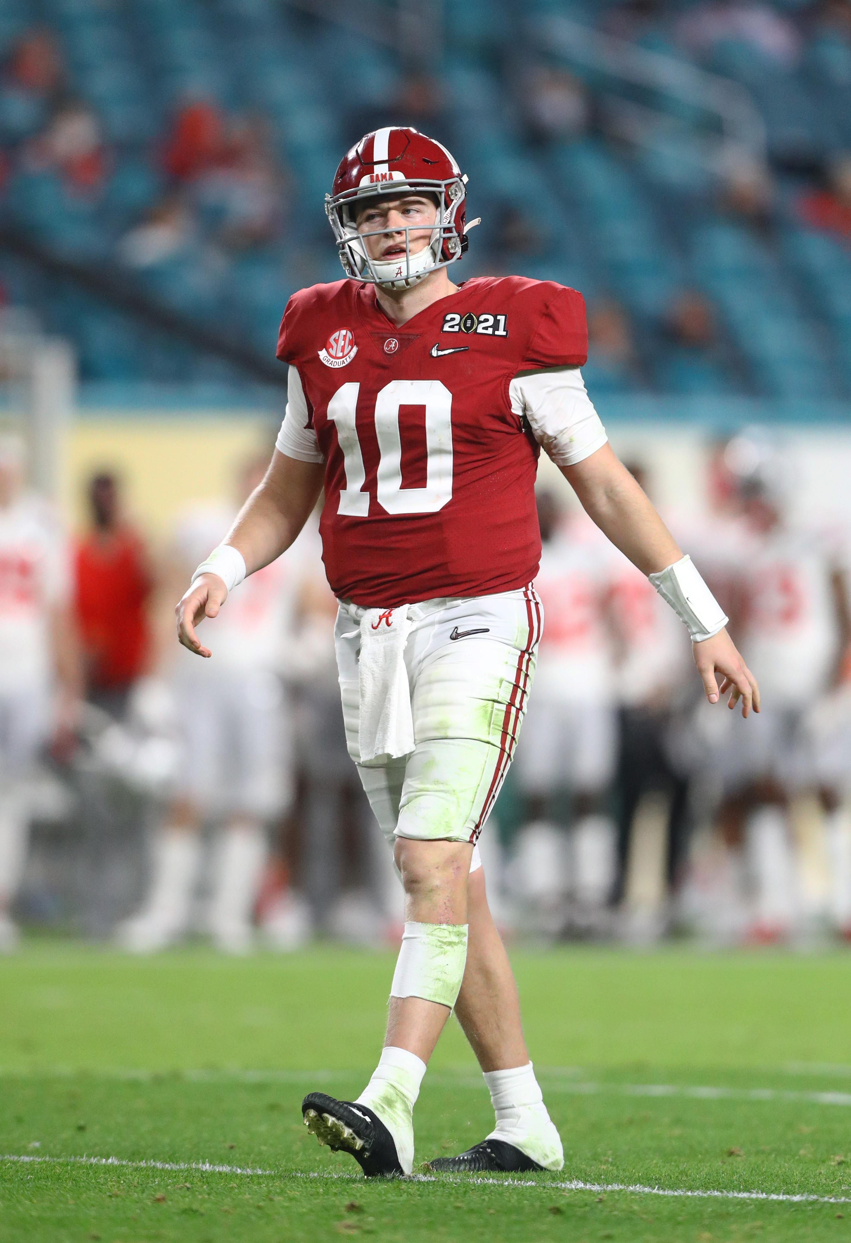 Mac Jones Wallpapers Top Free Mac Jones Backgrounds WallpaperAccess