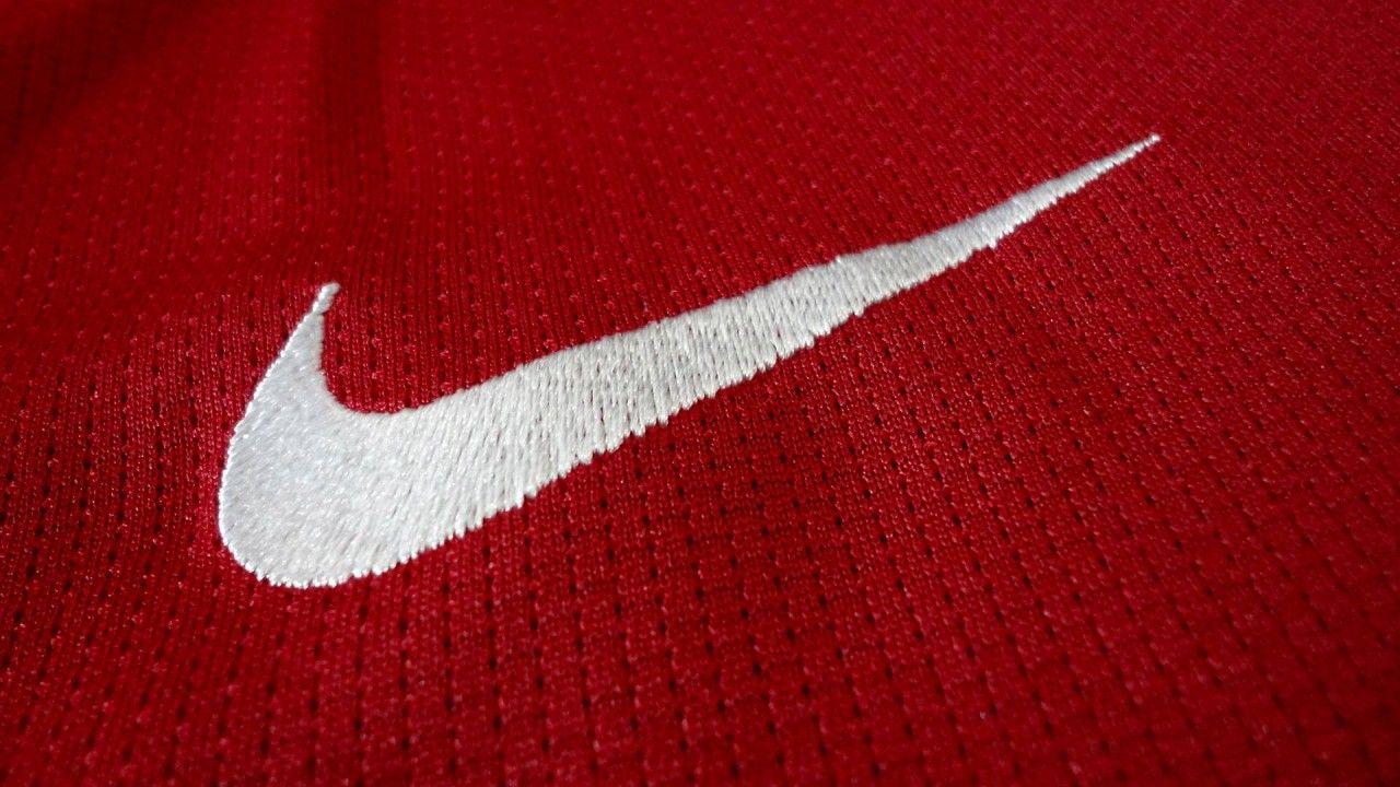 Red Nike Wallpapers Top Free Red Nike Backgrounds WallpaperAccess