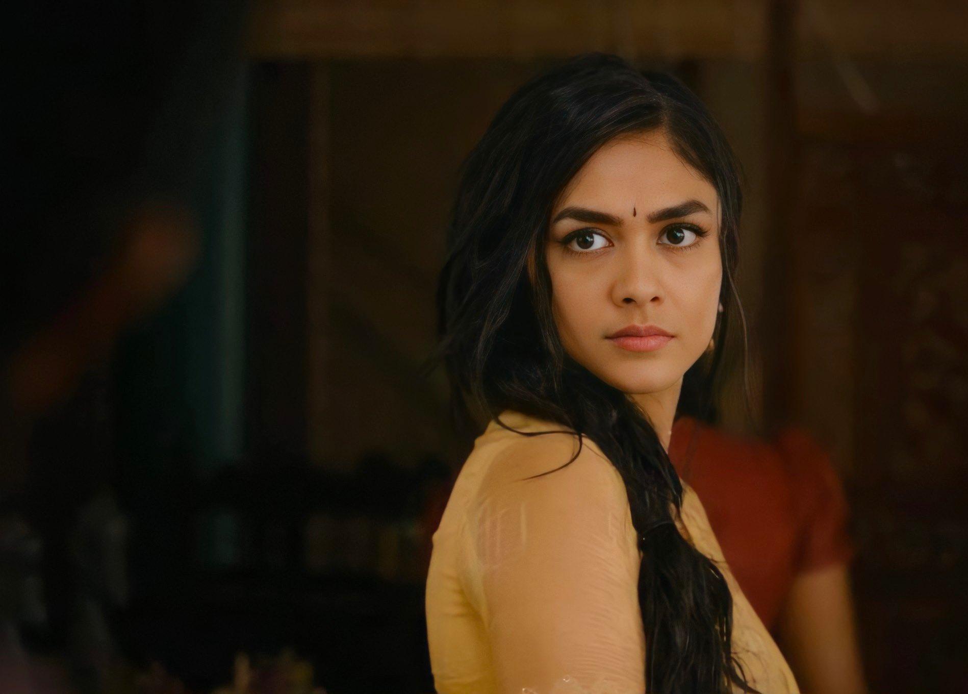 Sita Ramam Wallpapers Top Free Sita Ramam Backgrounds WallpaperAccess