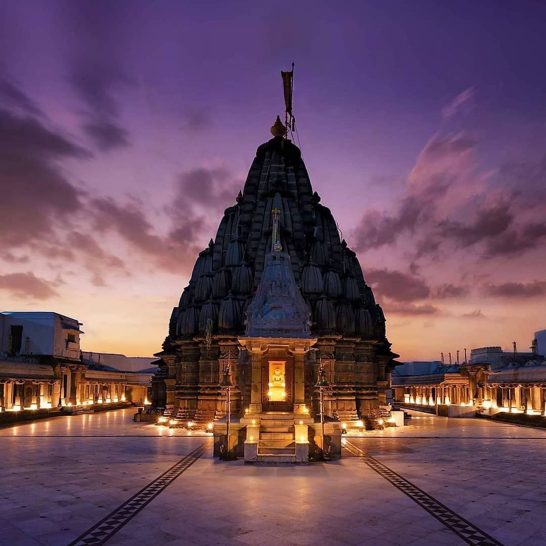 Jain Temple Wallpapers Top Free Jain Temple Backgrounds WallpaperAccess
