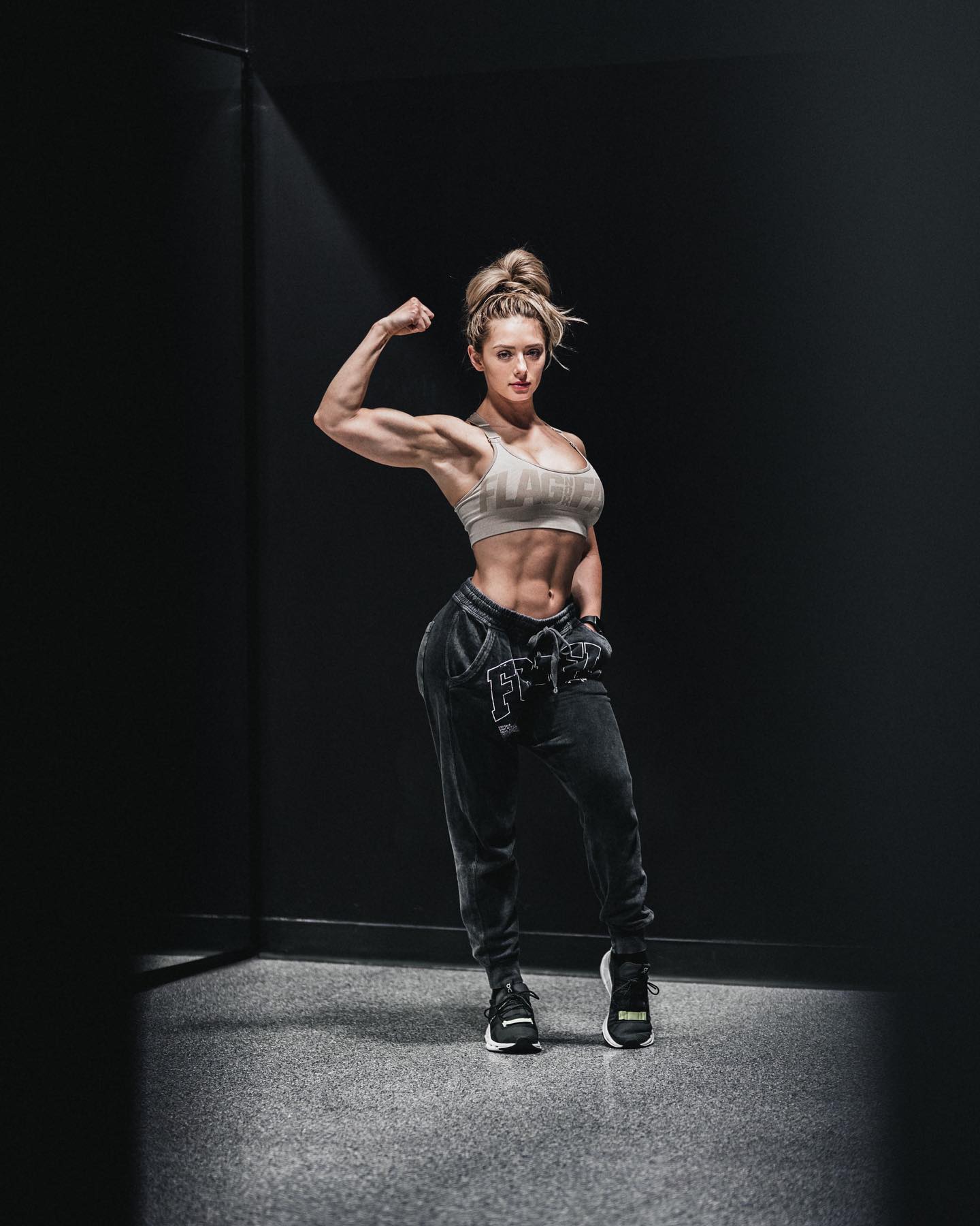 Miranda Cohen Wallpapers - Top Free Miranda Cohen Backgrounds