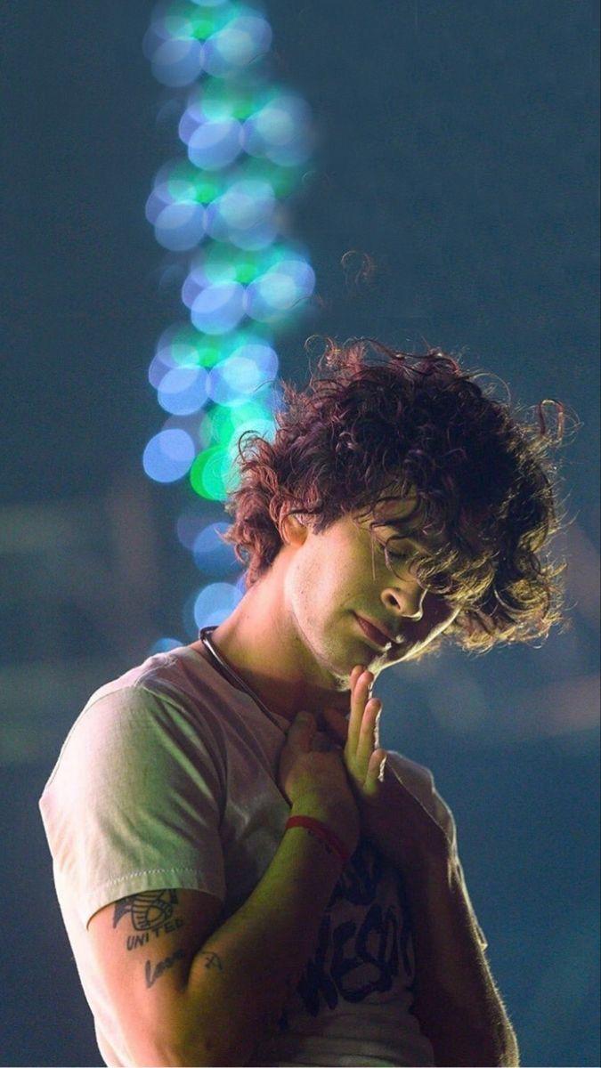 Matty Healy Wallpapers Top Free Matty Healy Backgrounds Wallpaperaccess