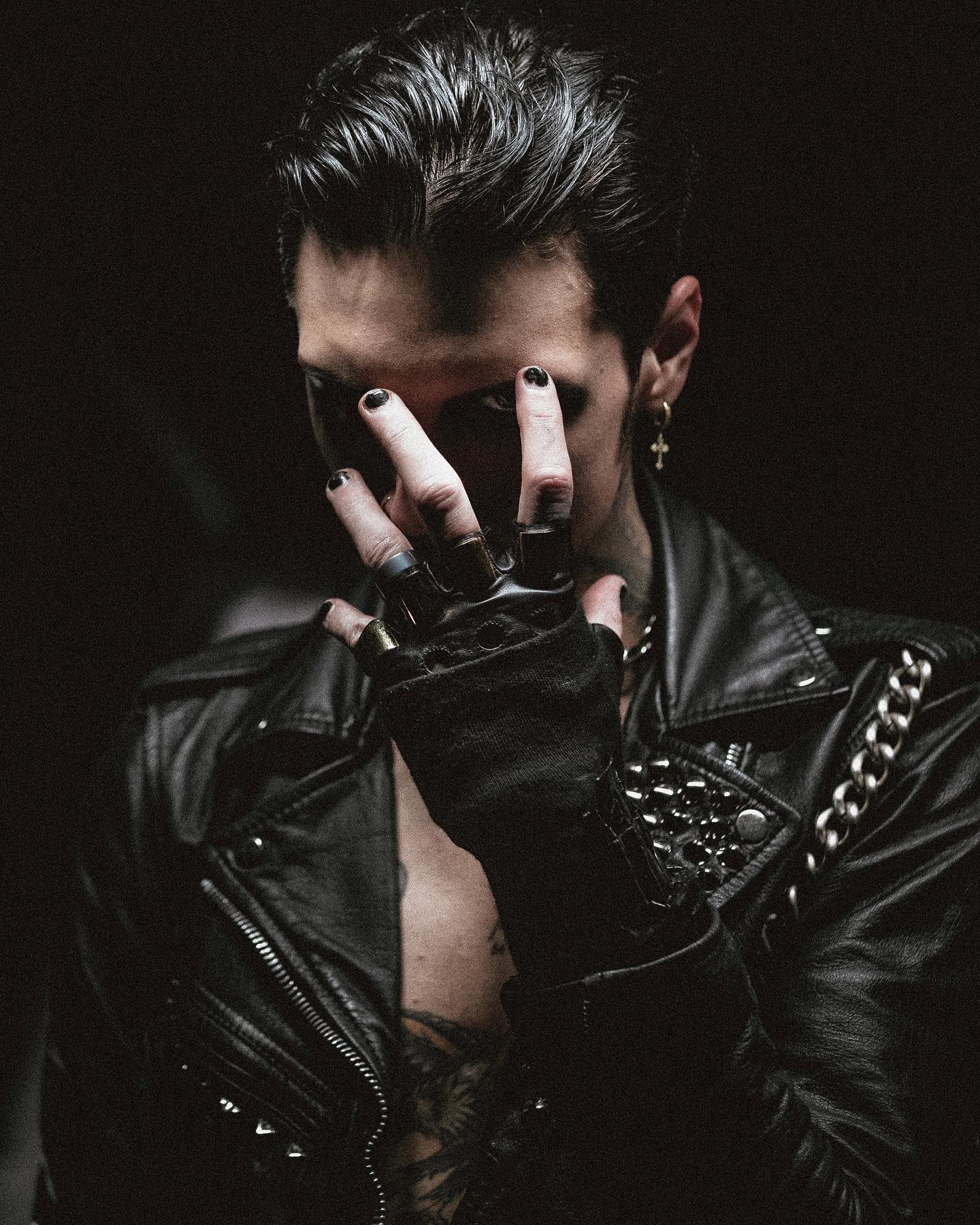 Andy Biersack Wallpapers Top Free Andy Biersack Backgrounds