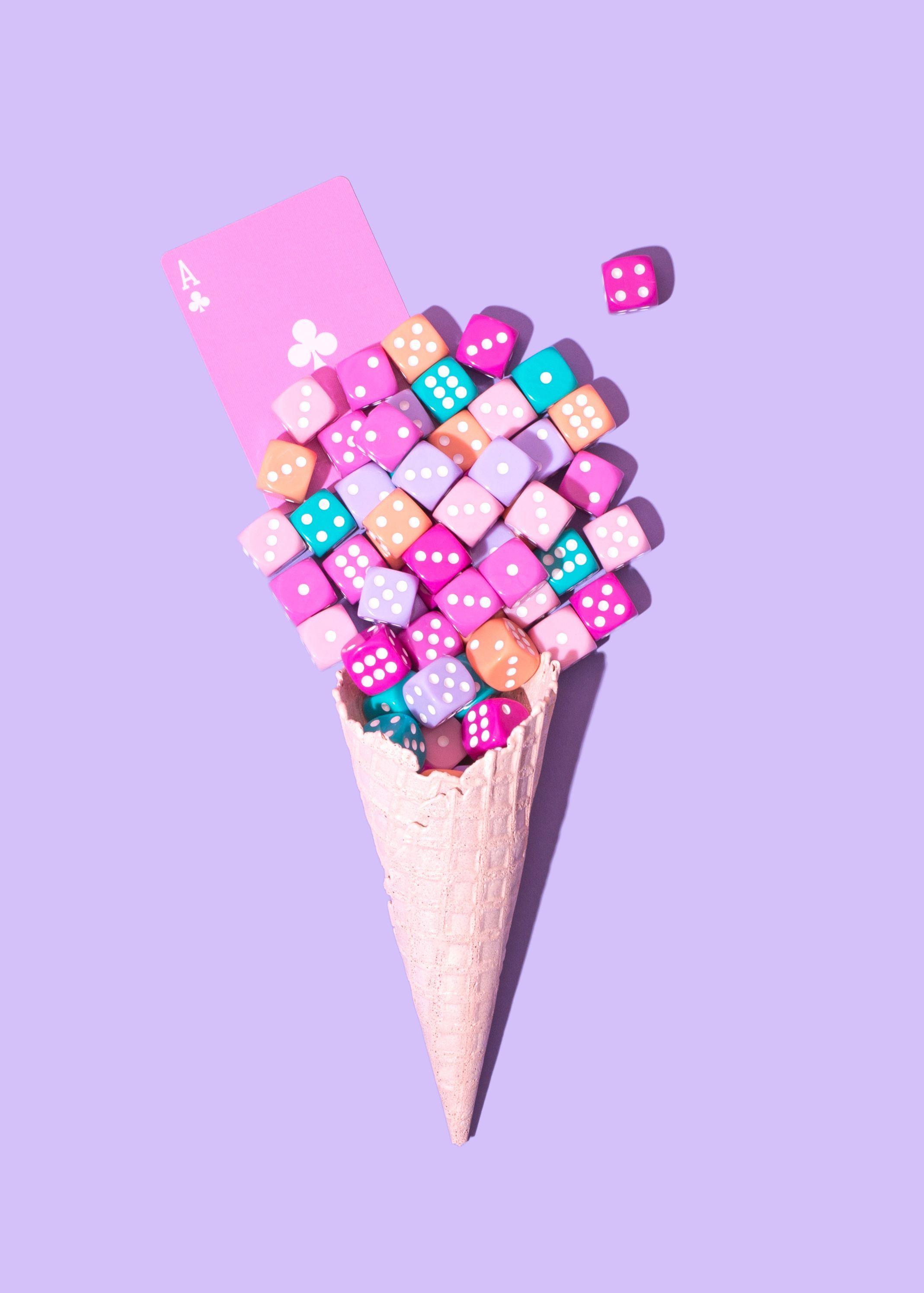 +14 Pastel Cream Wallpaper Ideas