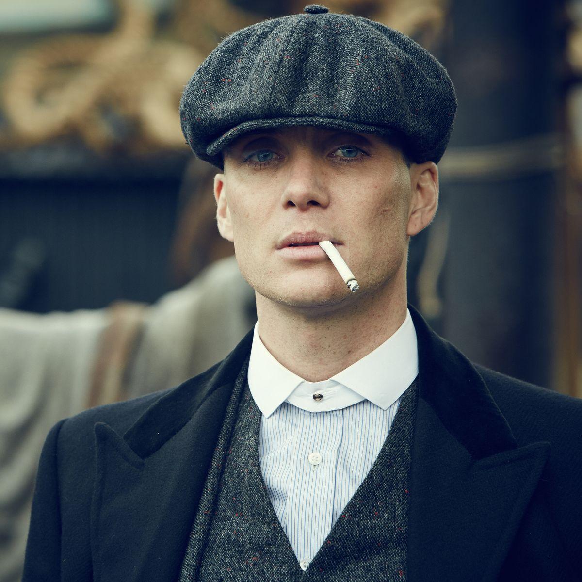 Thomas Shelby Smoking Wallpapers Top Free Thomas Shelby Smoking