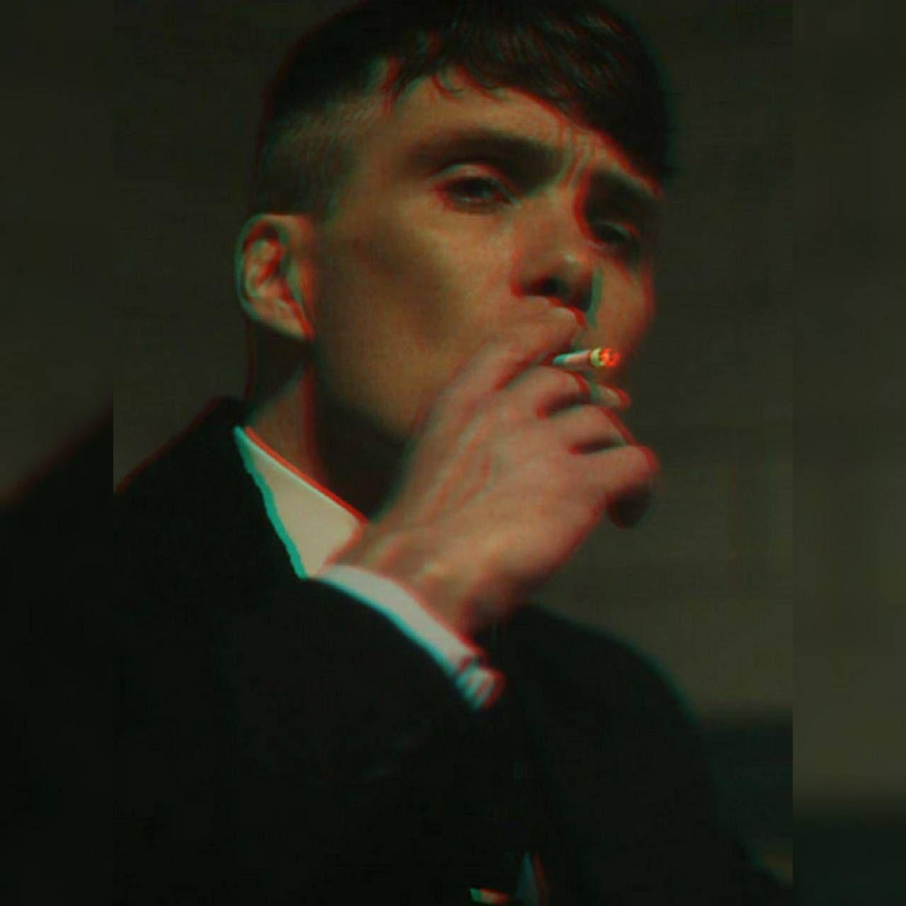 Thomas Shelby Smoking Wallpapers Top Free Thomas Shelby Smoking