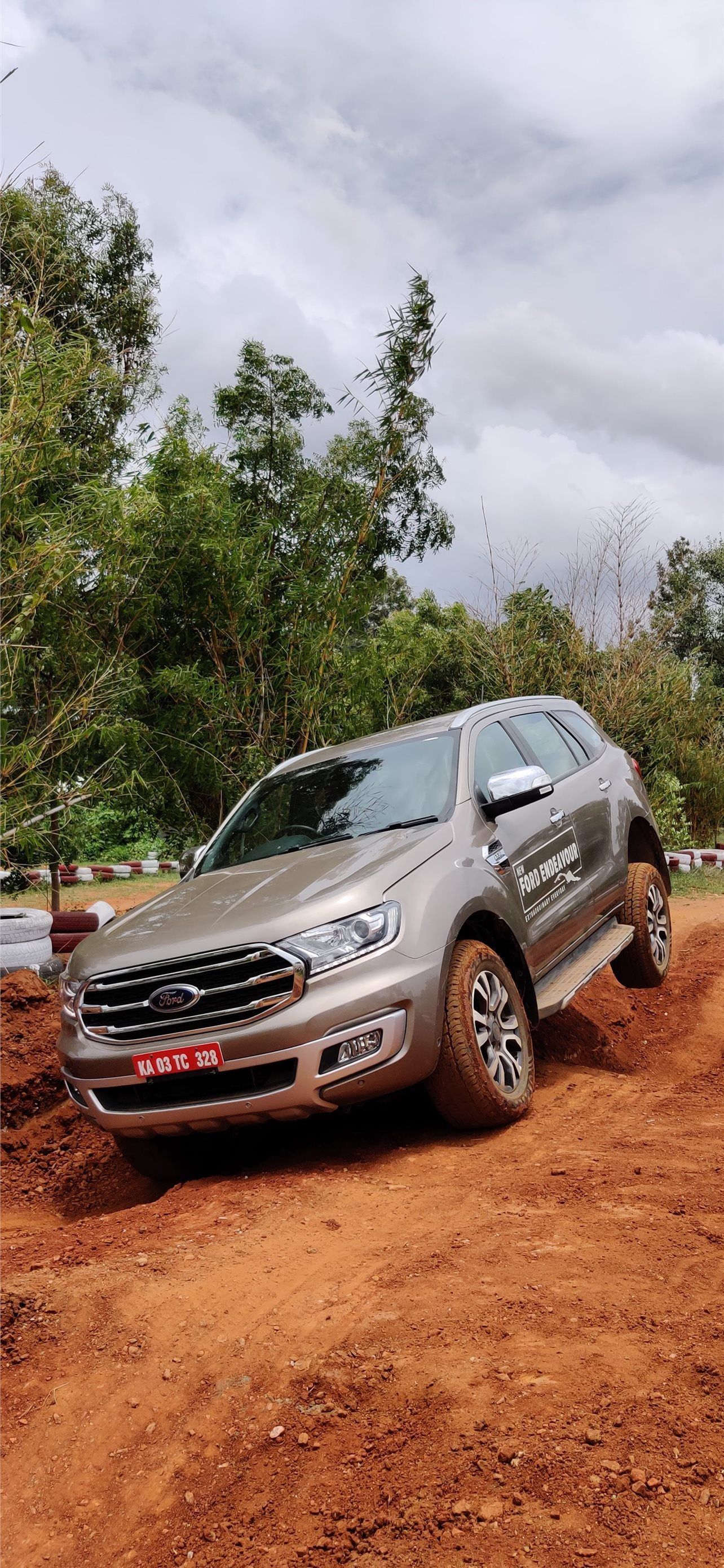 Ford Endeavor Wallpapers Top Free Ford Endeavor Backgrounds