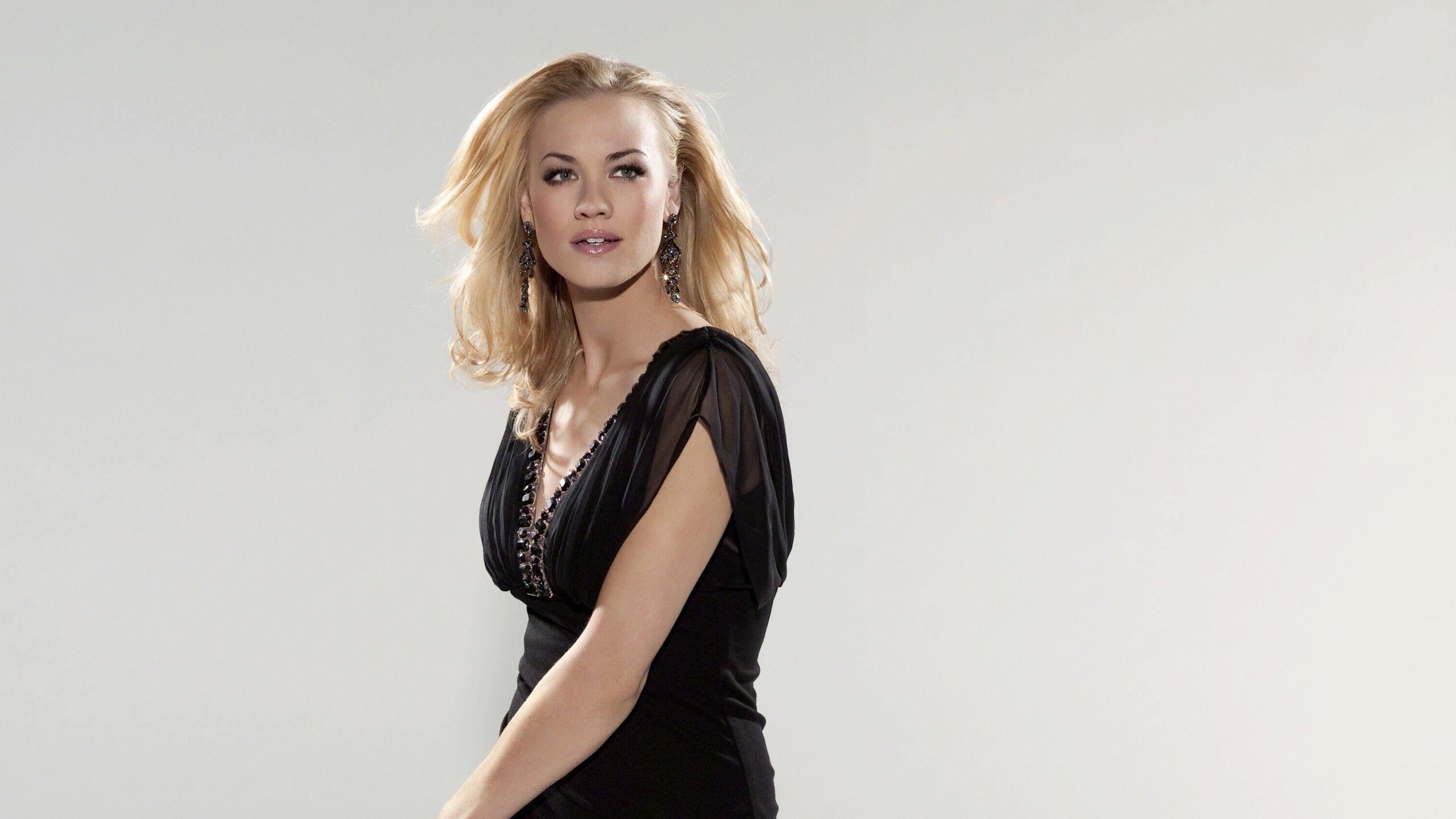Yvonne Strahovski Wallpapers Wallpaper Cave