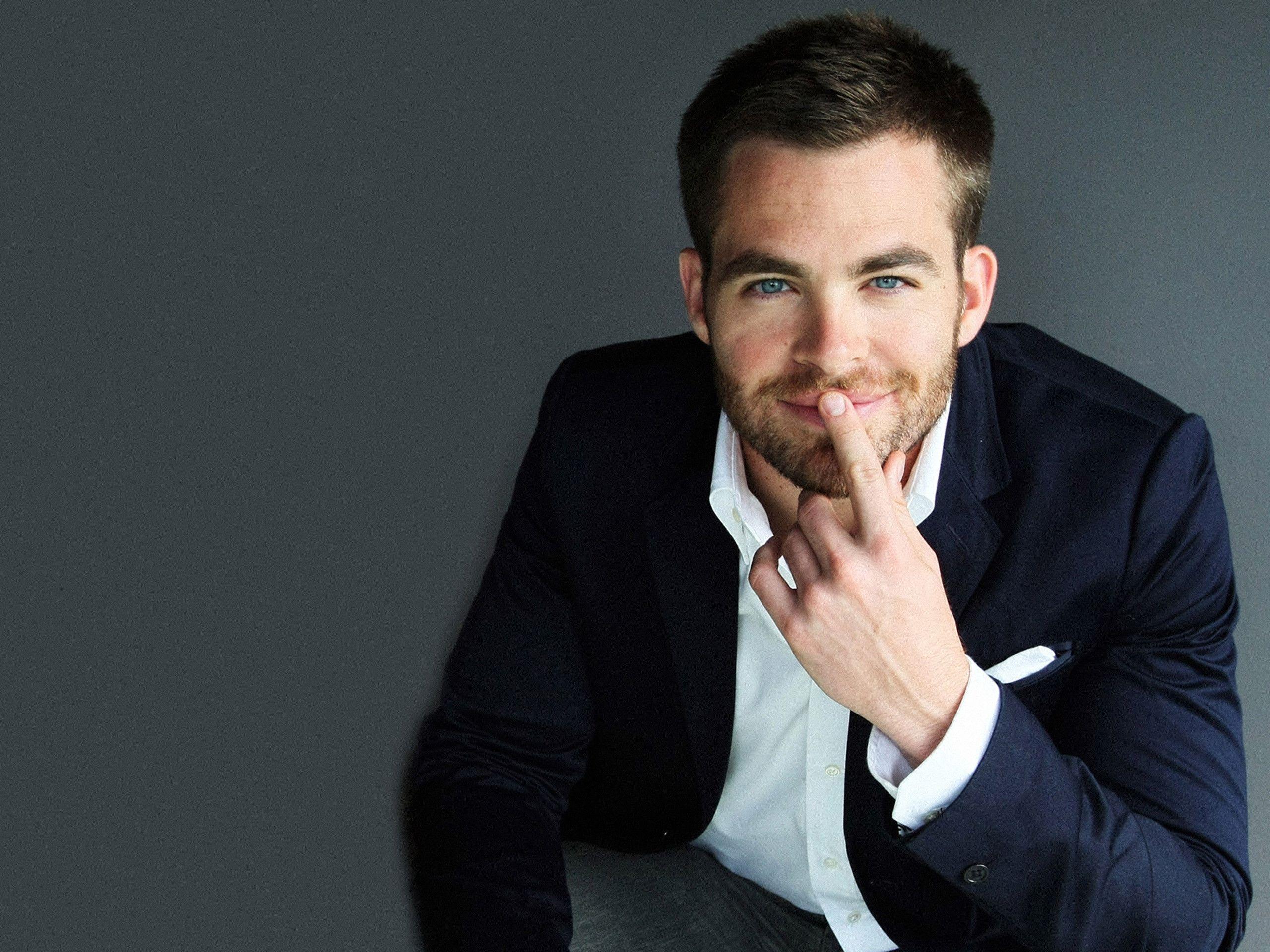 Chris Pine Wallpapers Wallpaper Cave