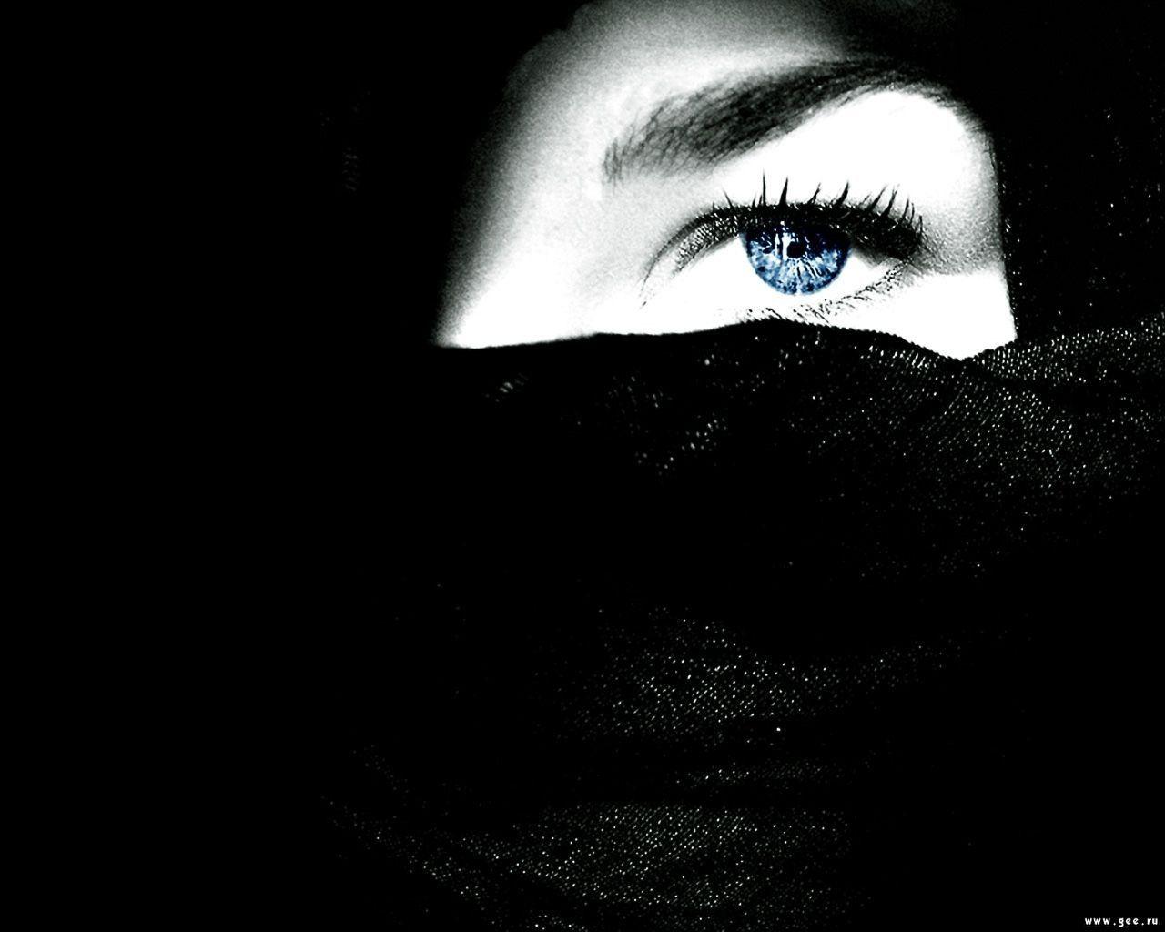 Blue Eyes Black Wallpaper