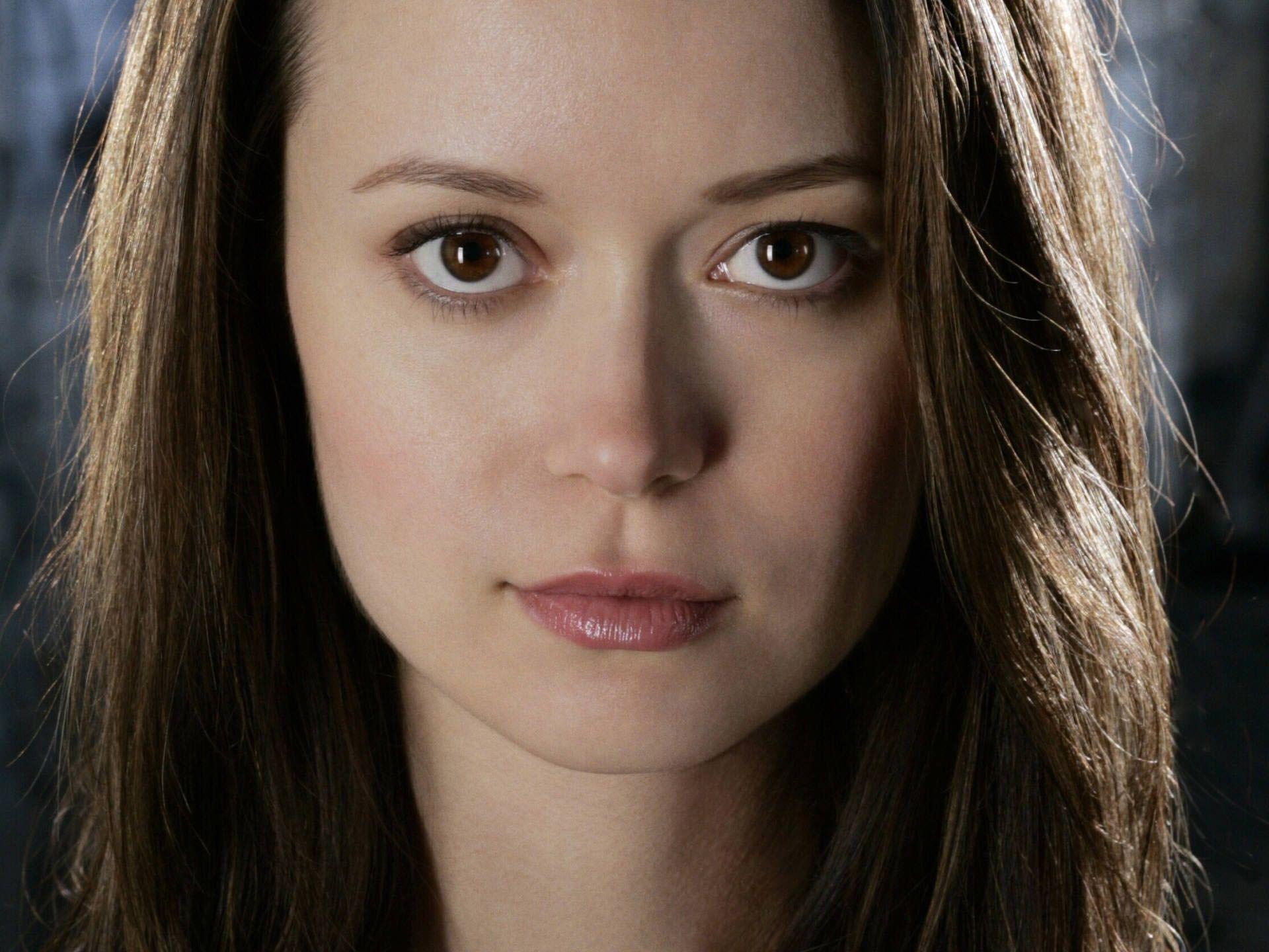 Summer Glau Terminator Wallpapers Wallpaper Cave