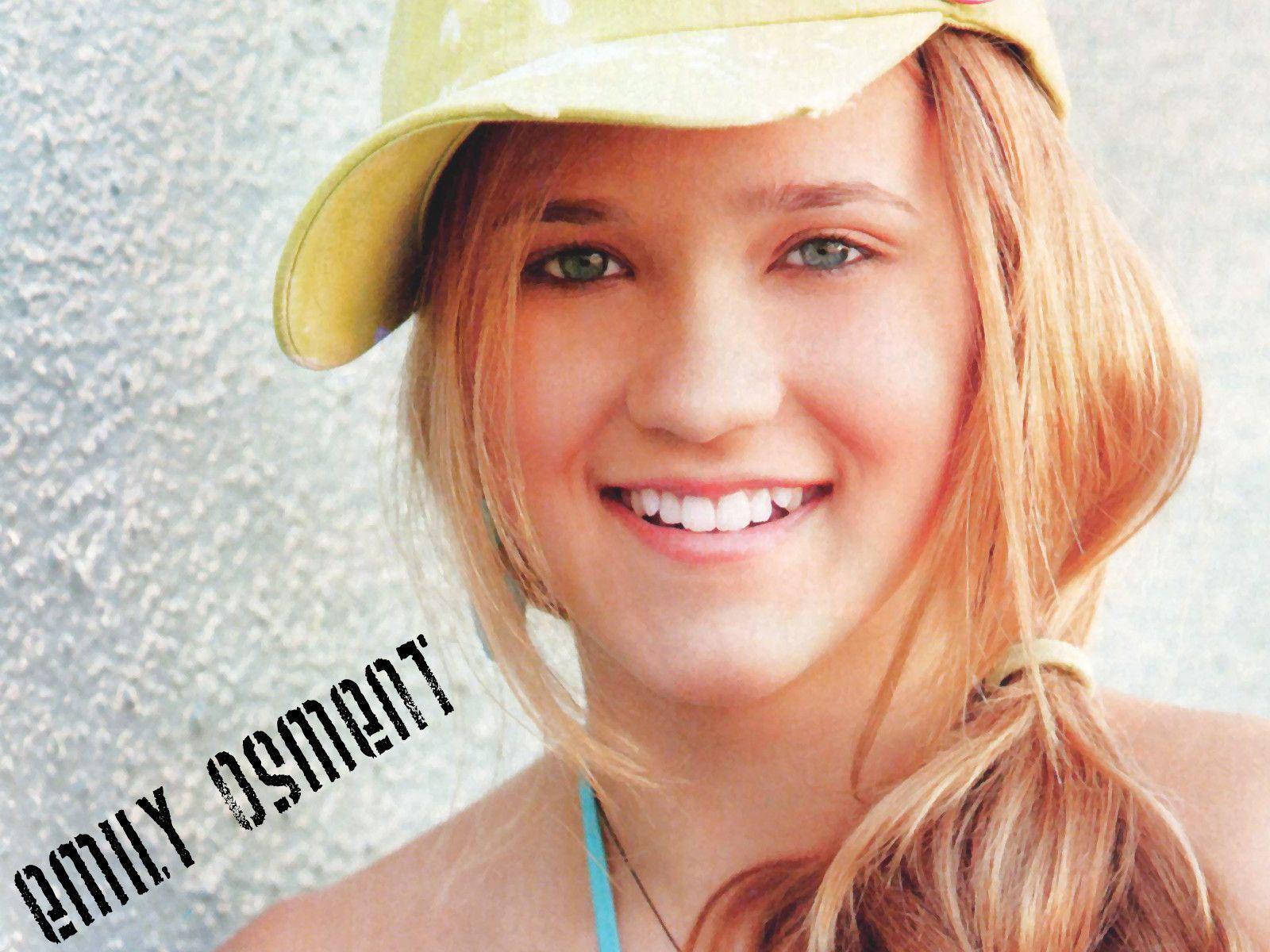 Emily Osment Wallpapers Wallpaper Cave