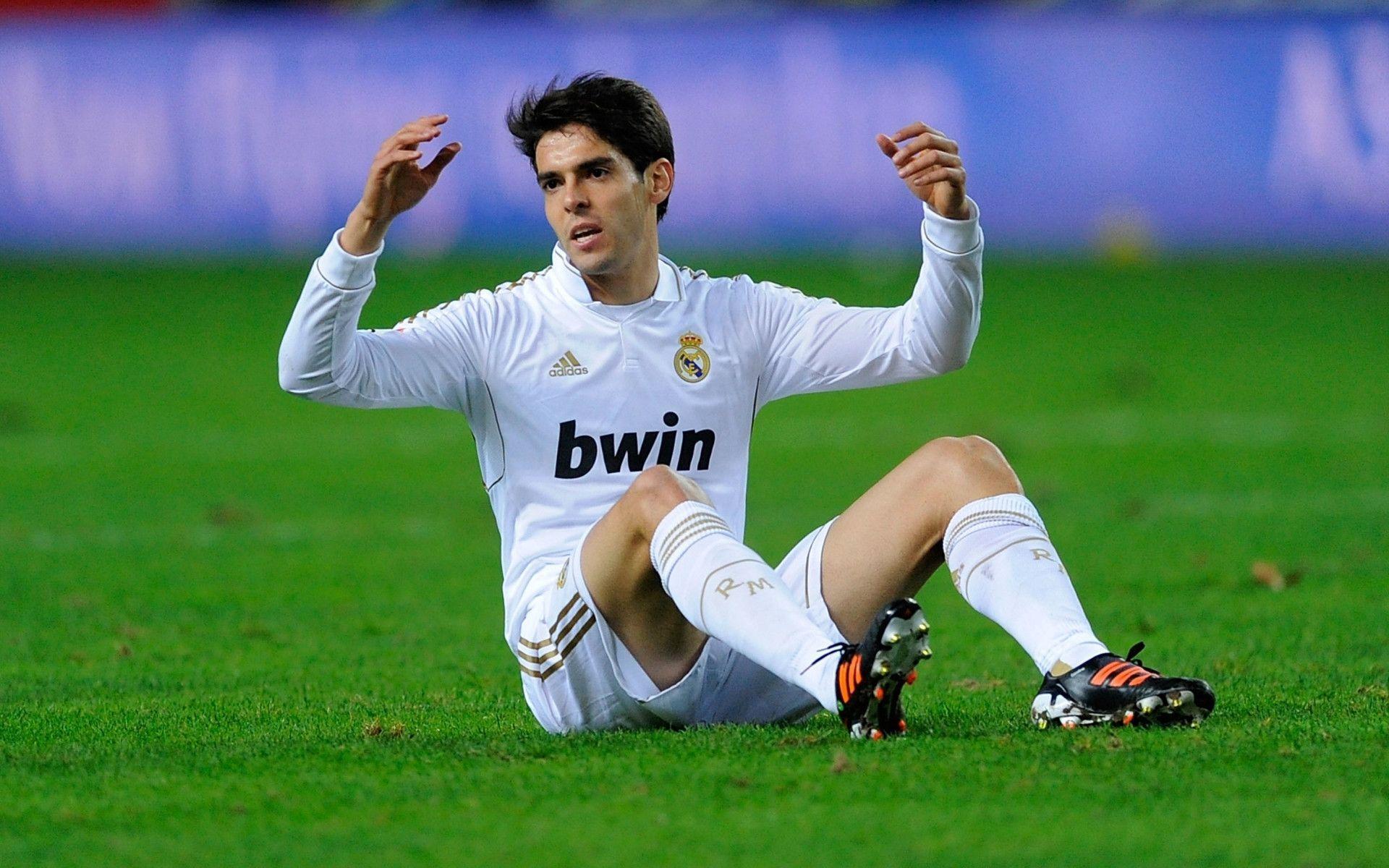 Kaka Footballer Wallpapers Wallpaper Cave