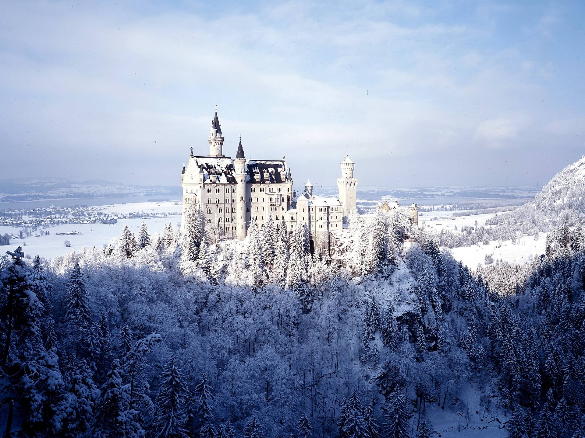 Neuschwanstein Castle Wallpapers Wallpaper Cave