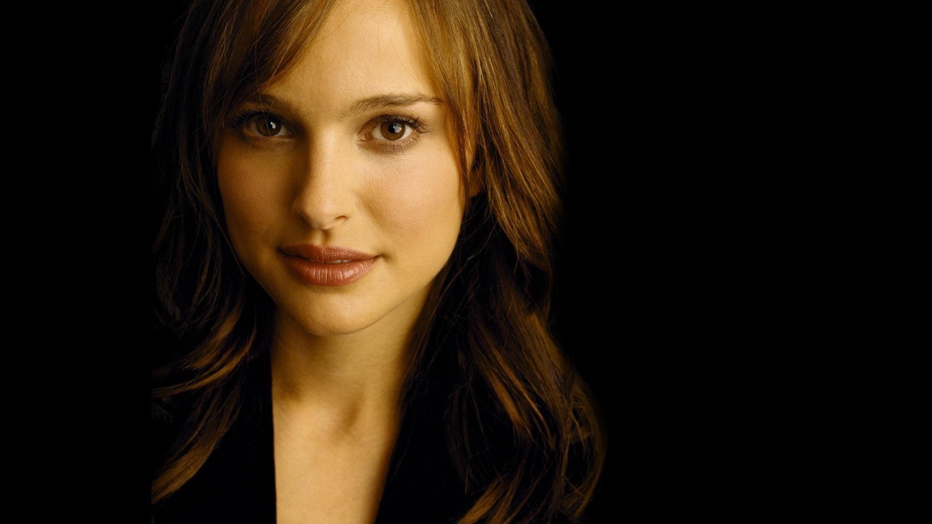 Get Natalie Portman Cute Photos Images