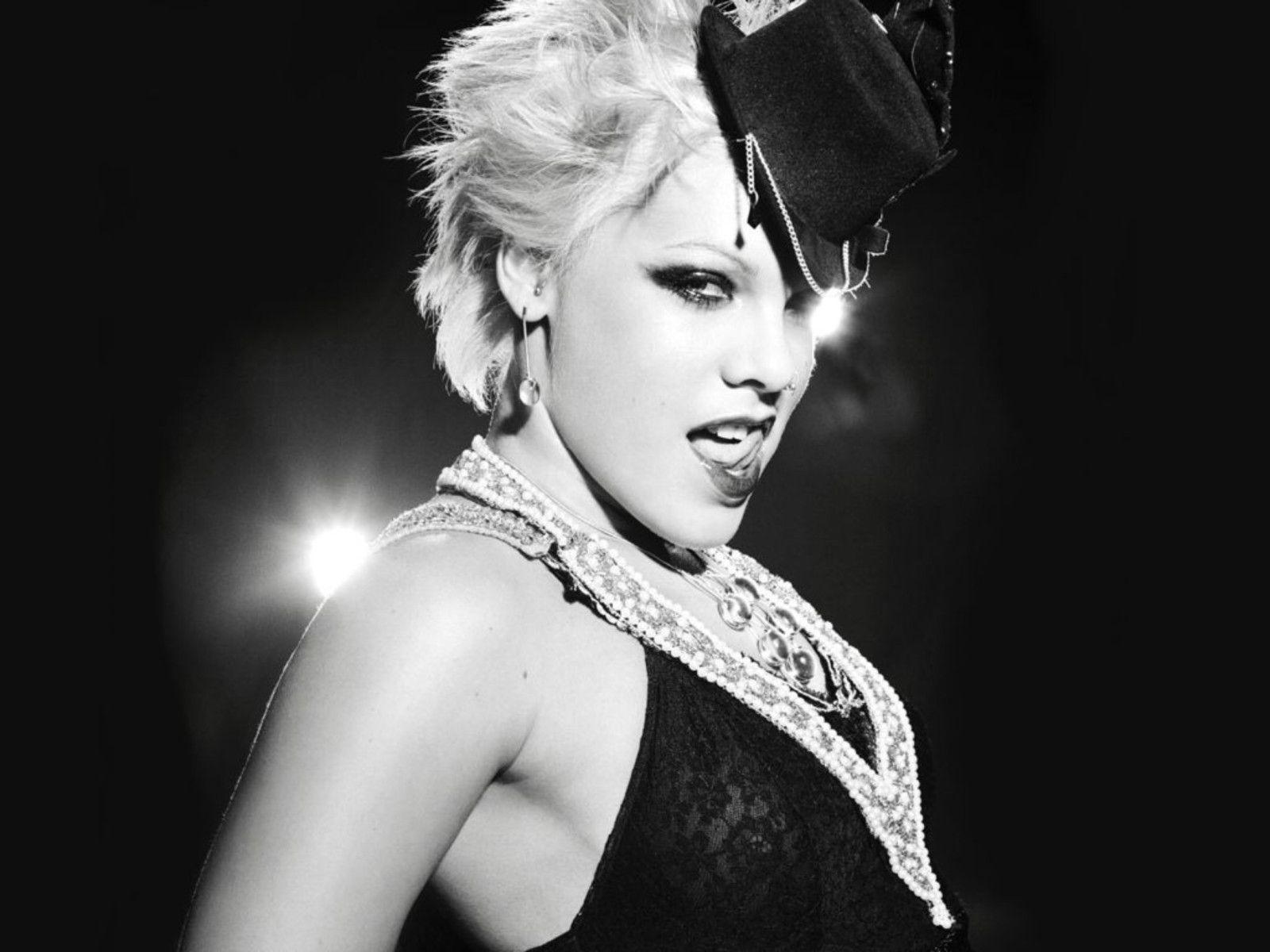 Pink The Singer Wallpapers Wallpaper Cave
