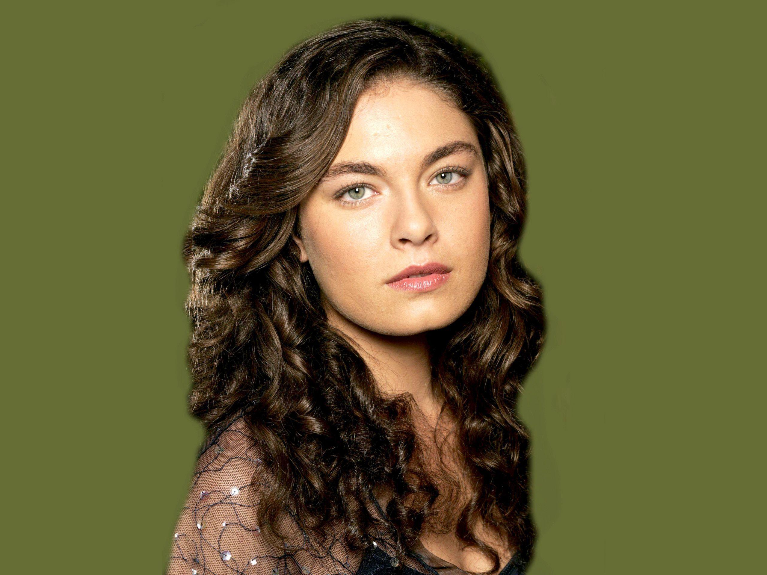 Alexa Davalos Wallpapers - Wallpaper Cave