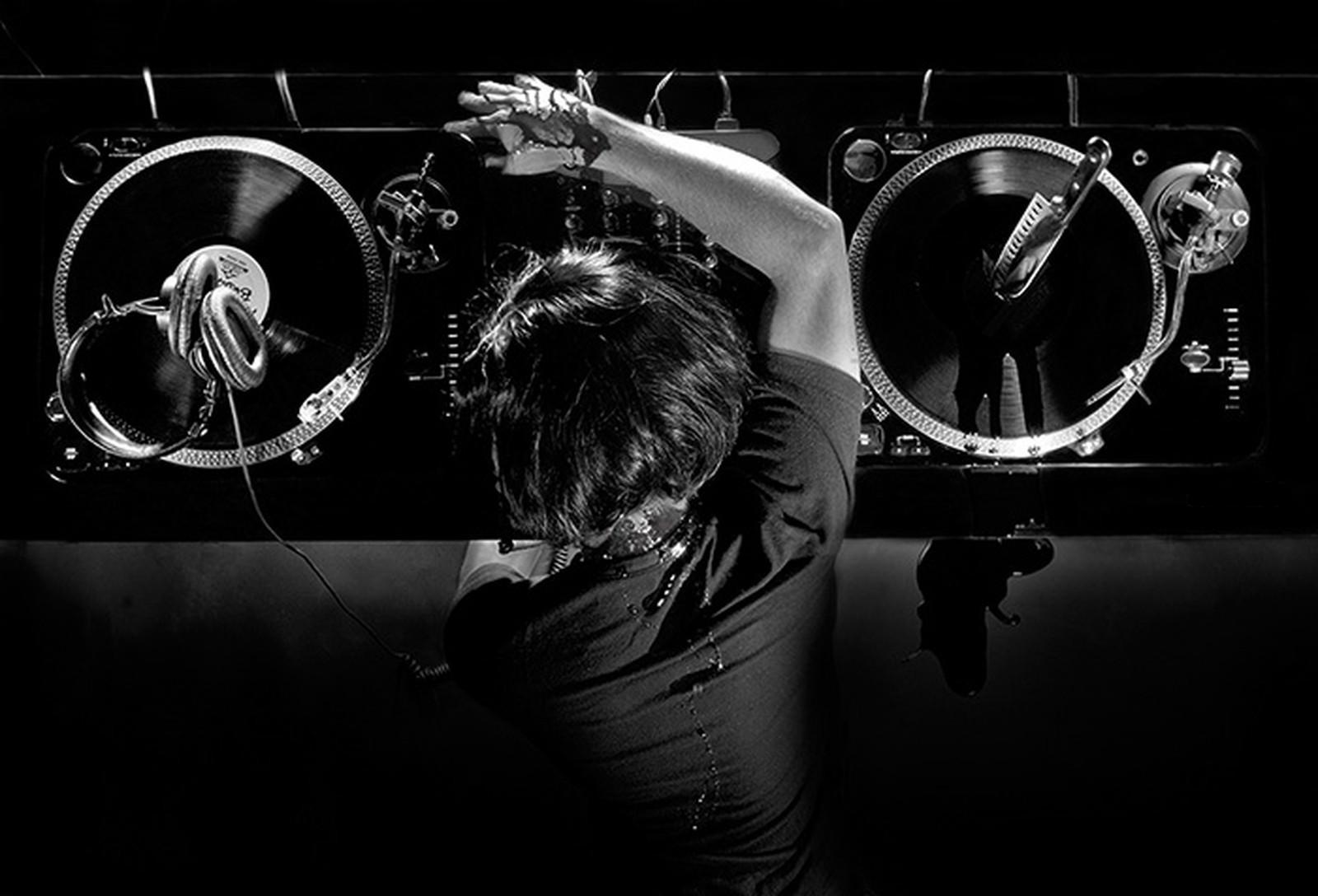 DJ Turntable Wallpapers Wallpaper Cave