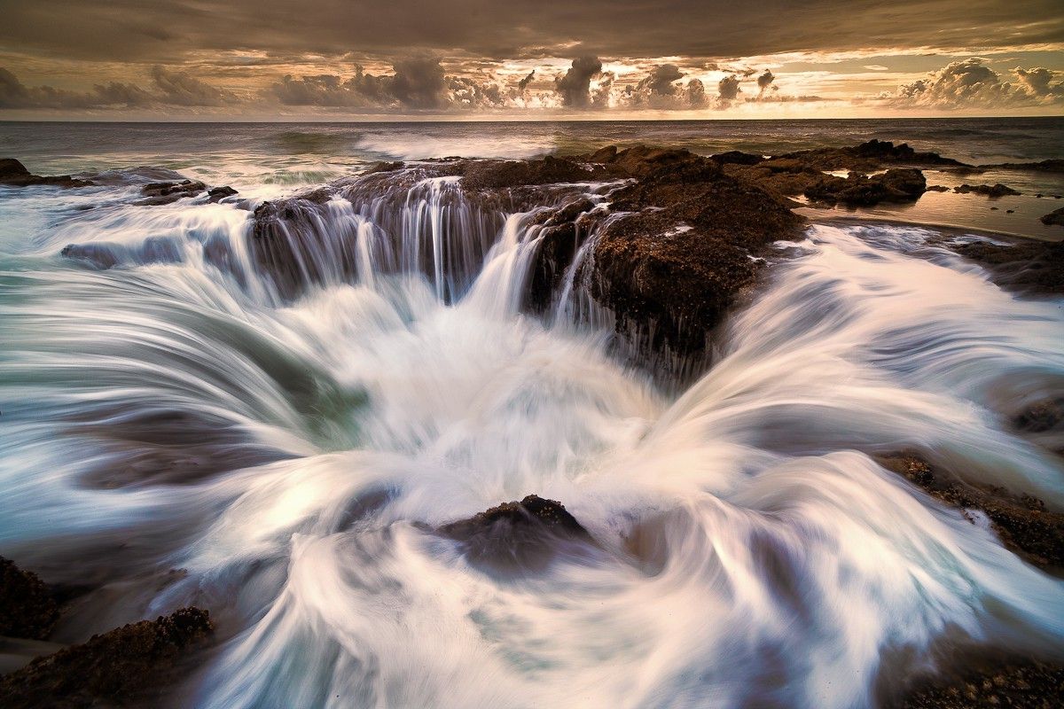 Water Well Wallpapers Wallpaper Cave