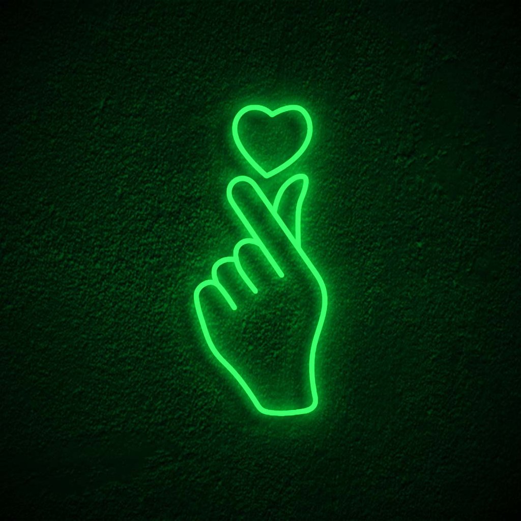 Green Aesthetic Heart Wallpapers Wallpaper Cave