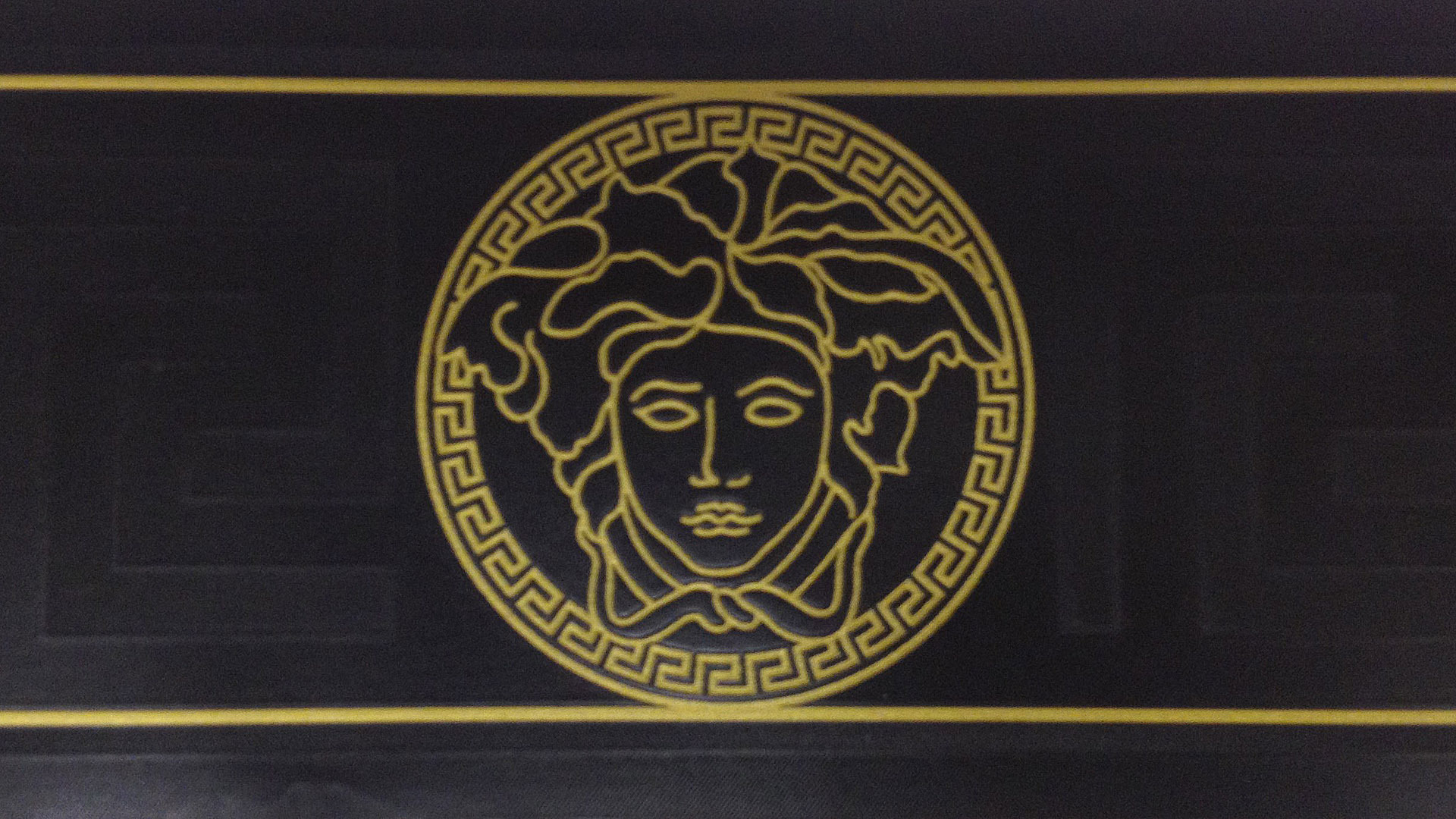 Versace Medusa Wallpapers Wallpaper Cave