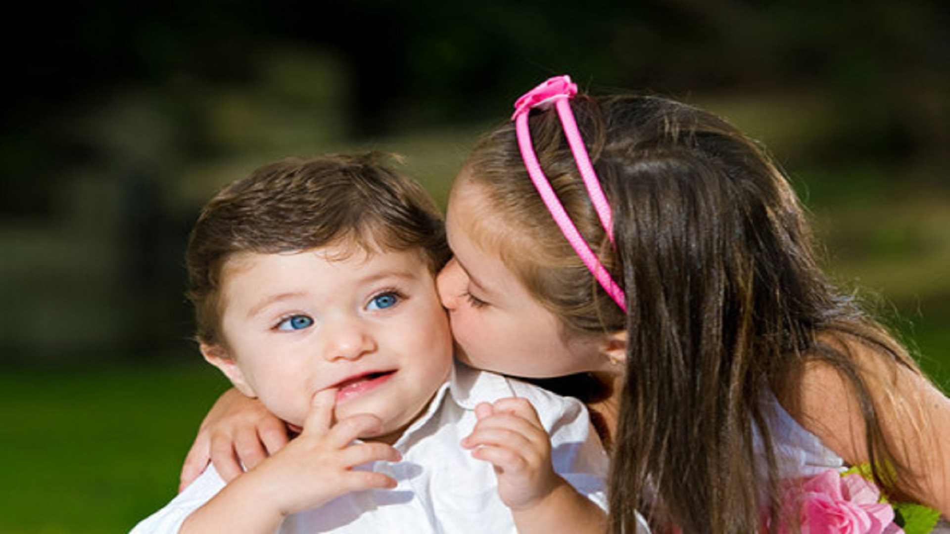 Cute Baby Love Wallpapers Wallpaper Cave