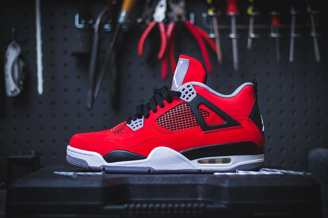 Jordan 4 Red Thunder Wallpapers Wallpaper Cave