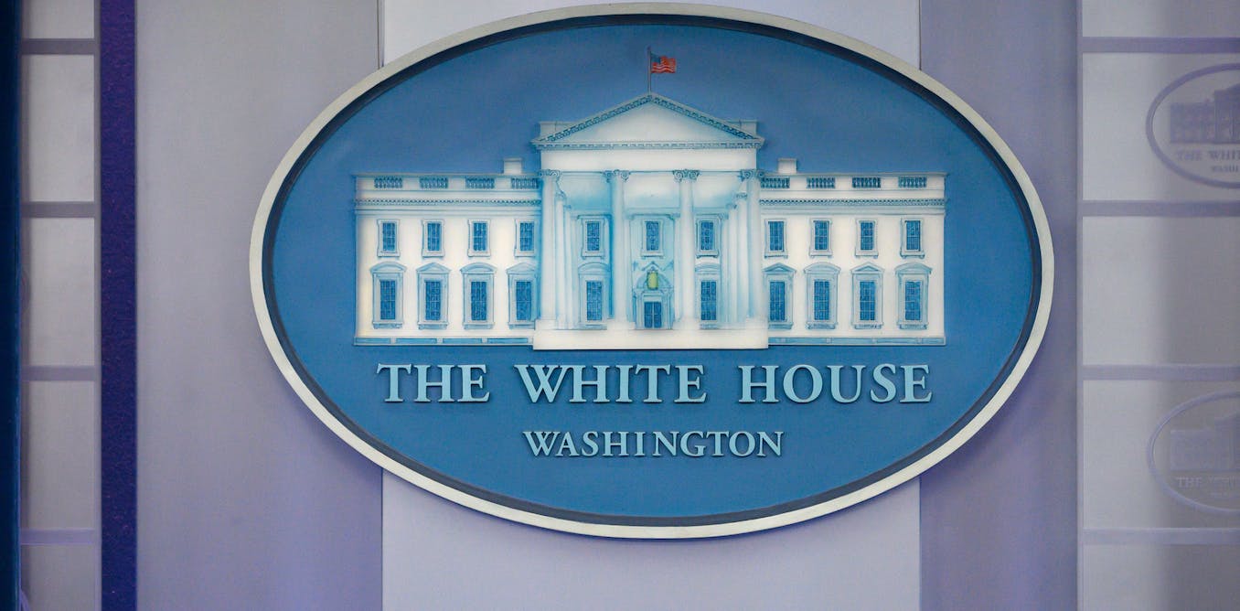 The White House Logo Wallpapers Wallpaper Cave