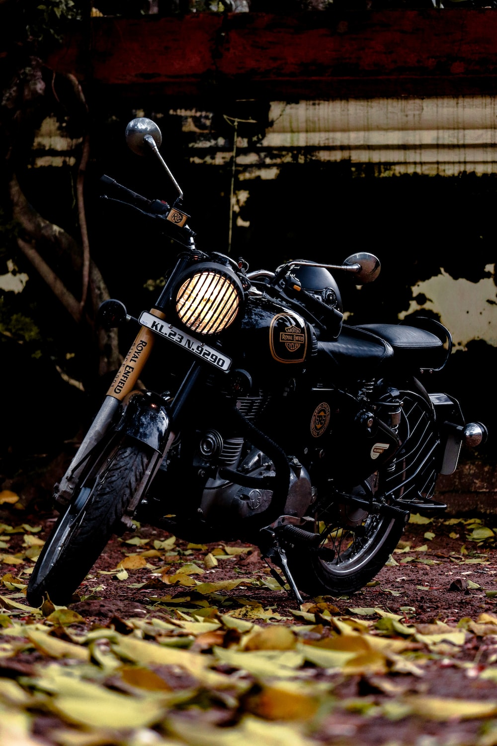Royal Enfield Classic 350 Pure Black Wallpapers Wallpaper Cave